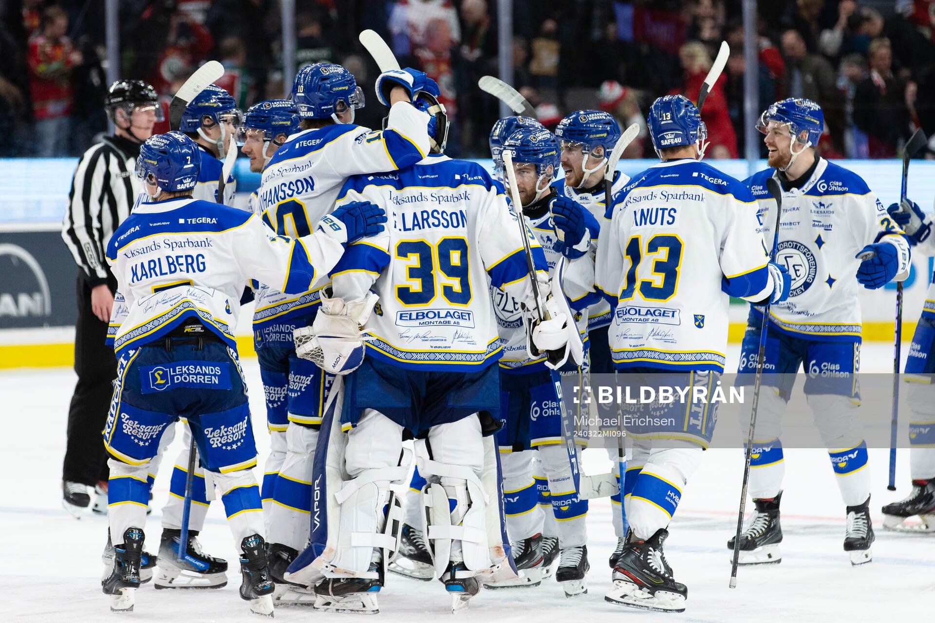 Leksands spelare jublar