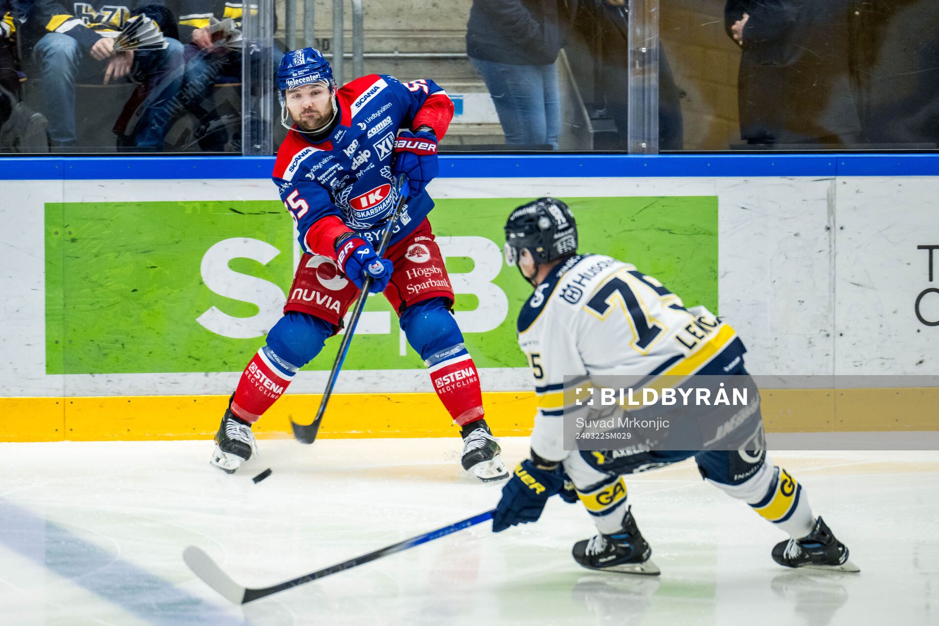 Oskarshamns David Quenneville och HV71s Radan Lenc