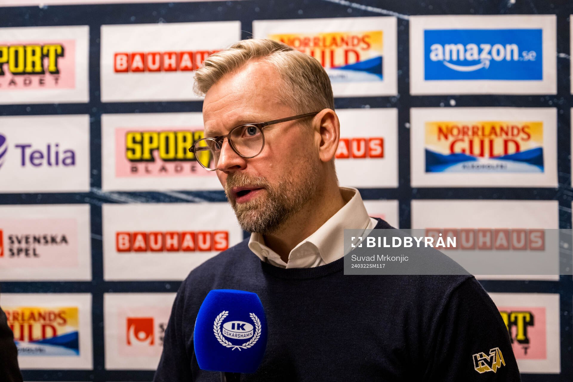 HV71s assisterande tränare Johan Davidsson