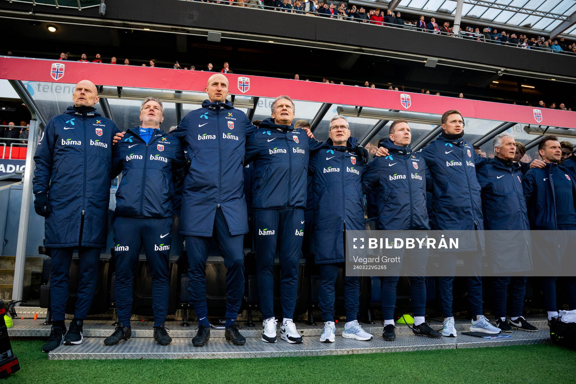 Ståle Solbakken, head coach of Norway, and his staff