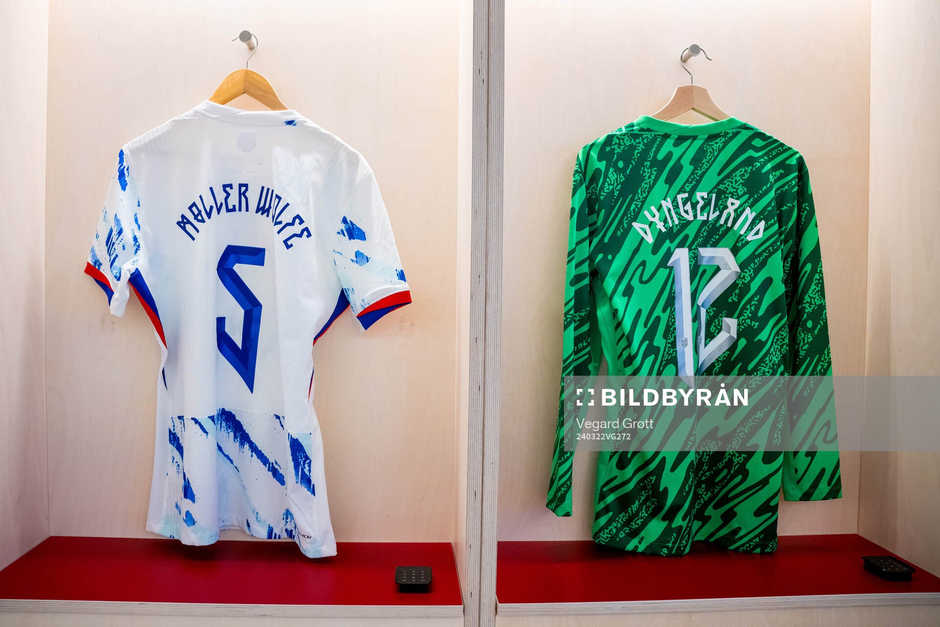 The kits of David Møller Wolfe and goalkeeper Mathias