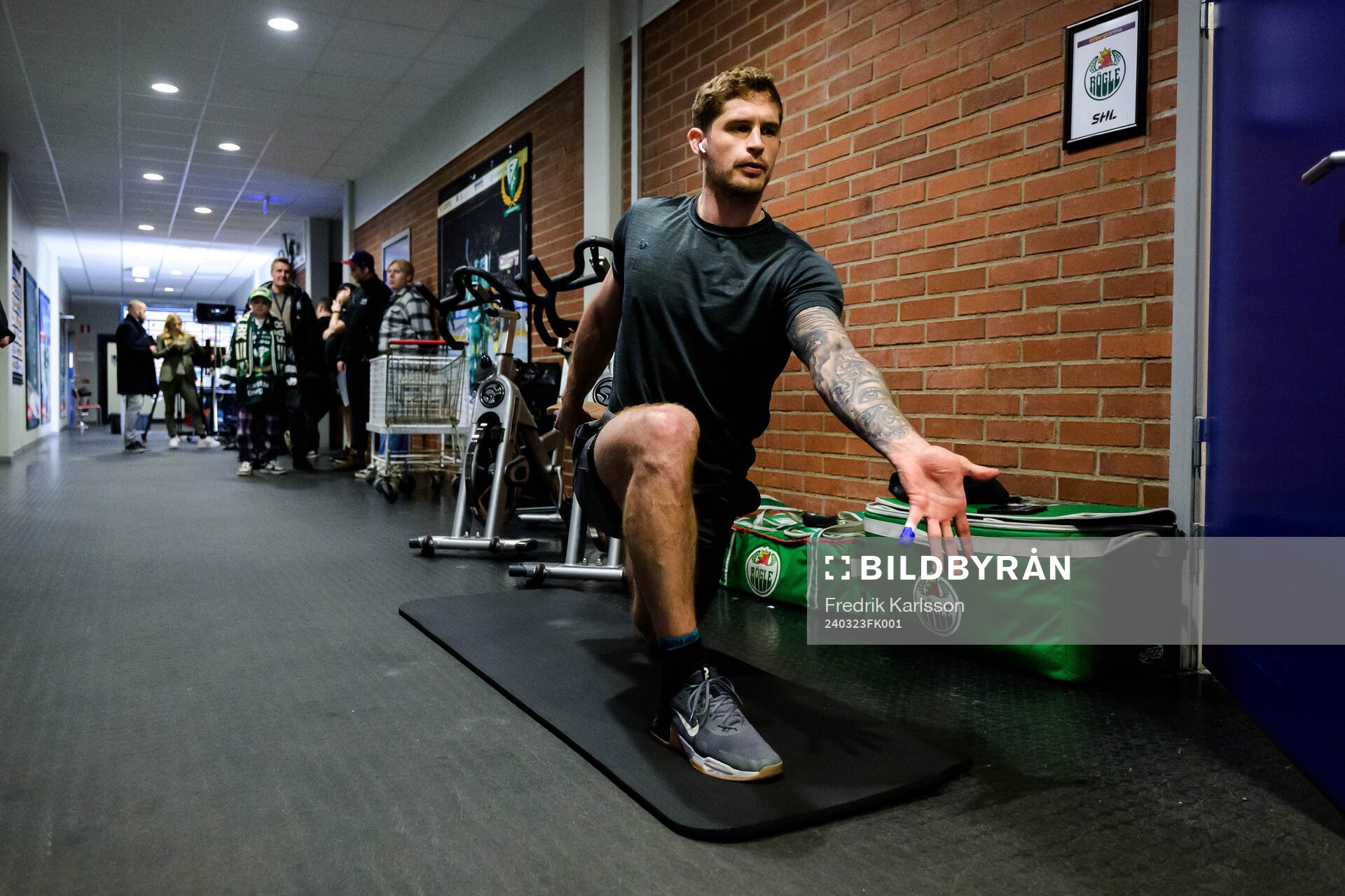 Rögles Brandon Davidson värmer upp