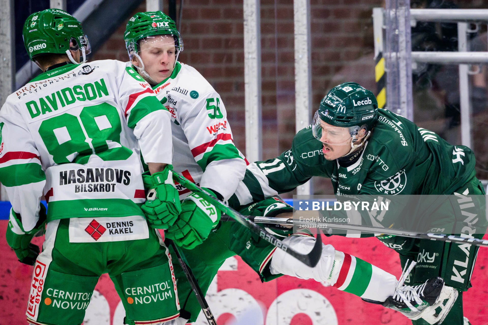 Rögles Adam Engström och Färjestads Joakim Nygård