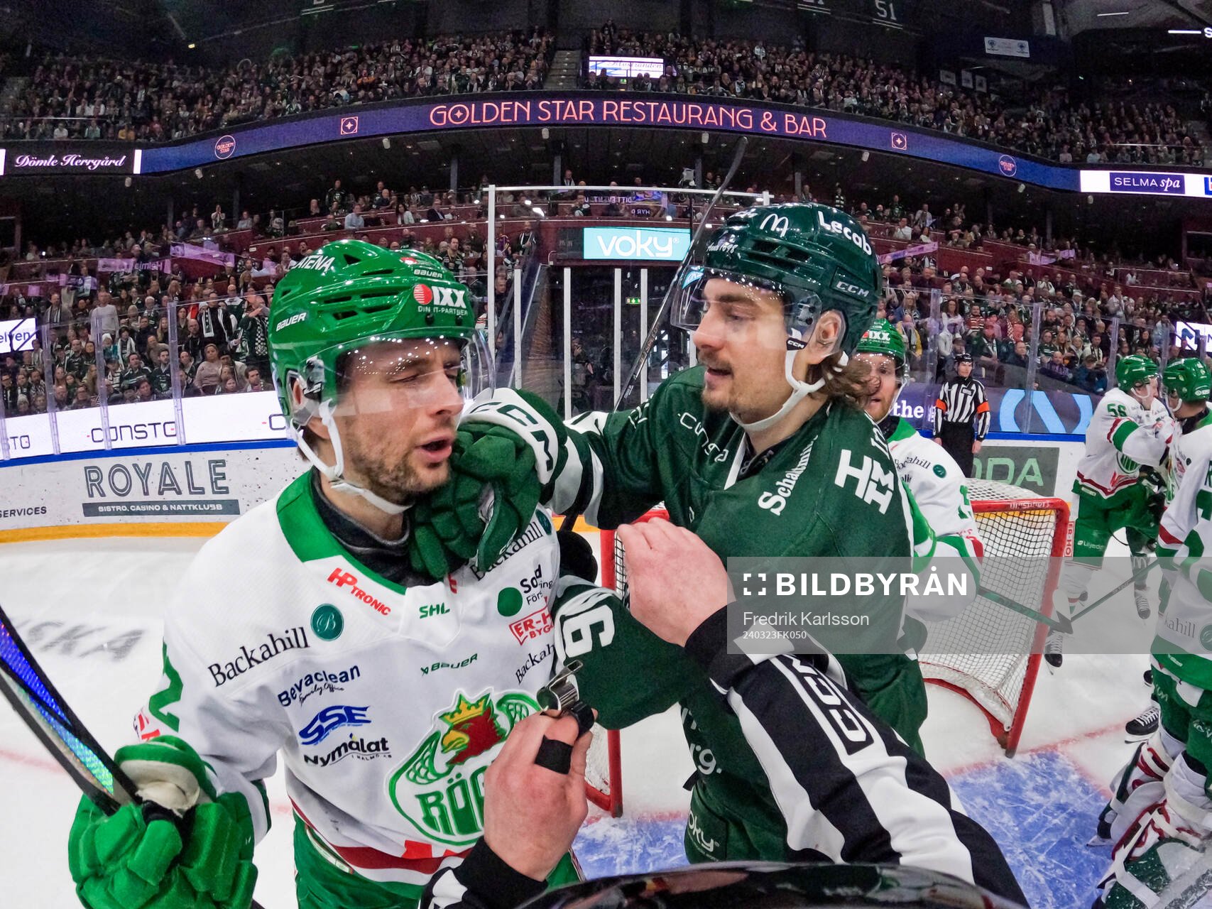 Rögles Daniel Zaar och Färjestads David Tomasek