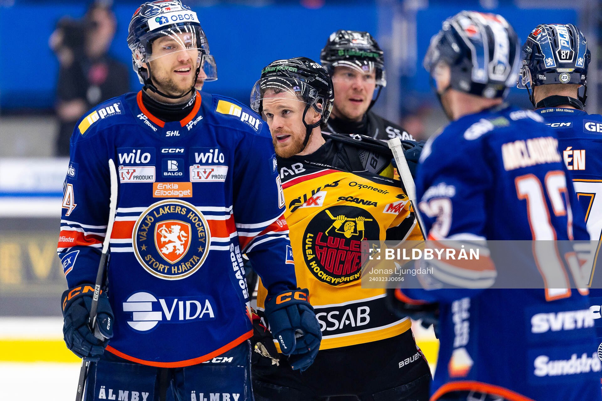 Växjös Eric Martinsson och Luleås Brendan Shinnimin