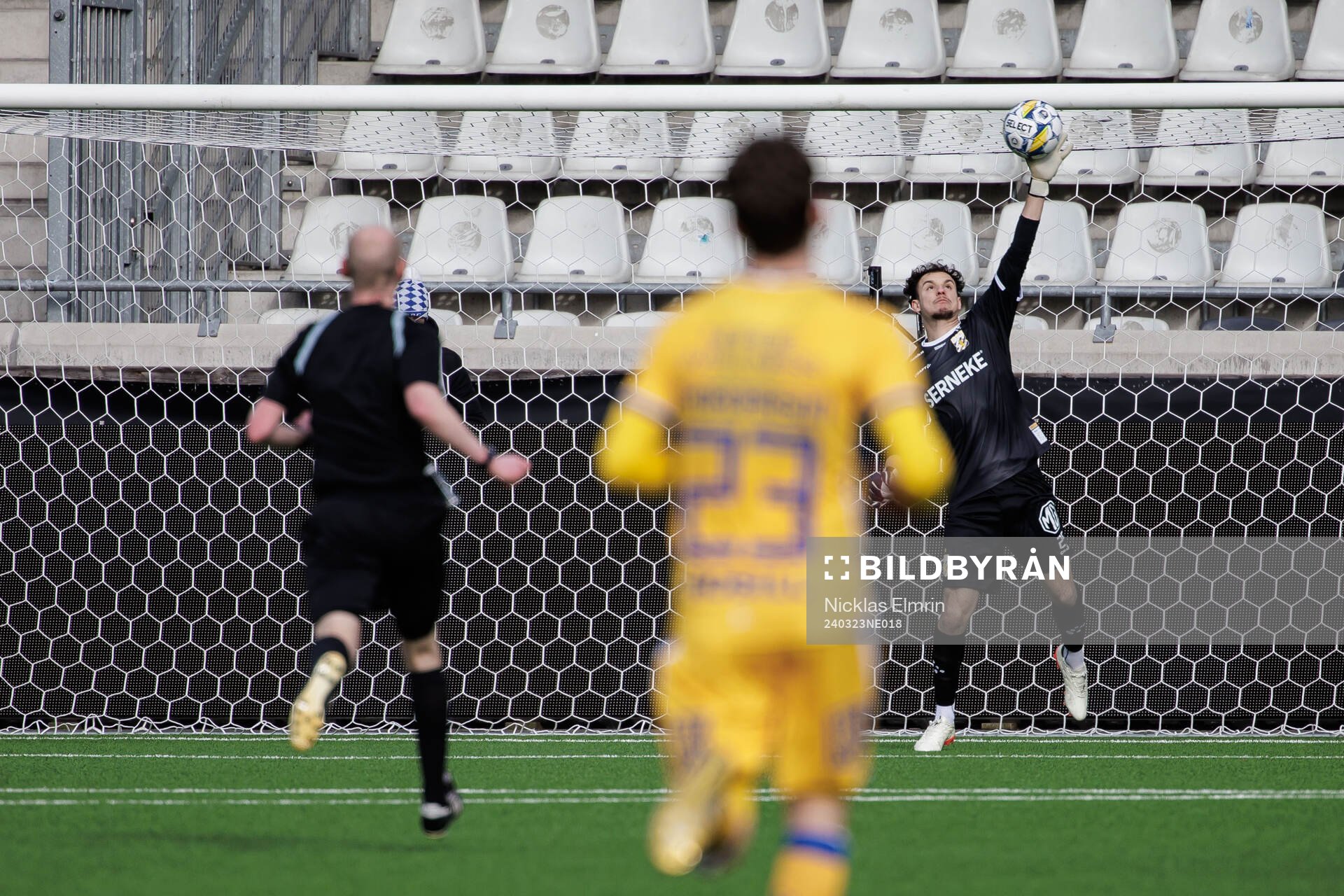 IFK Göteborgs målvakt Elis Bishesari