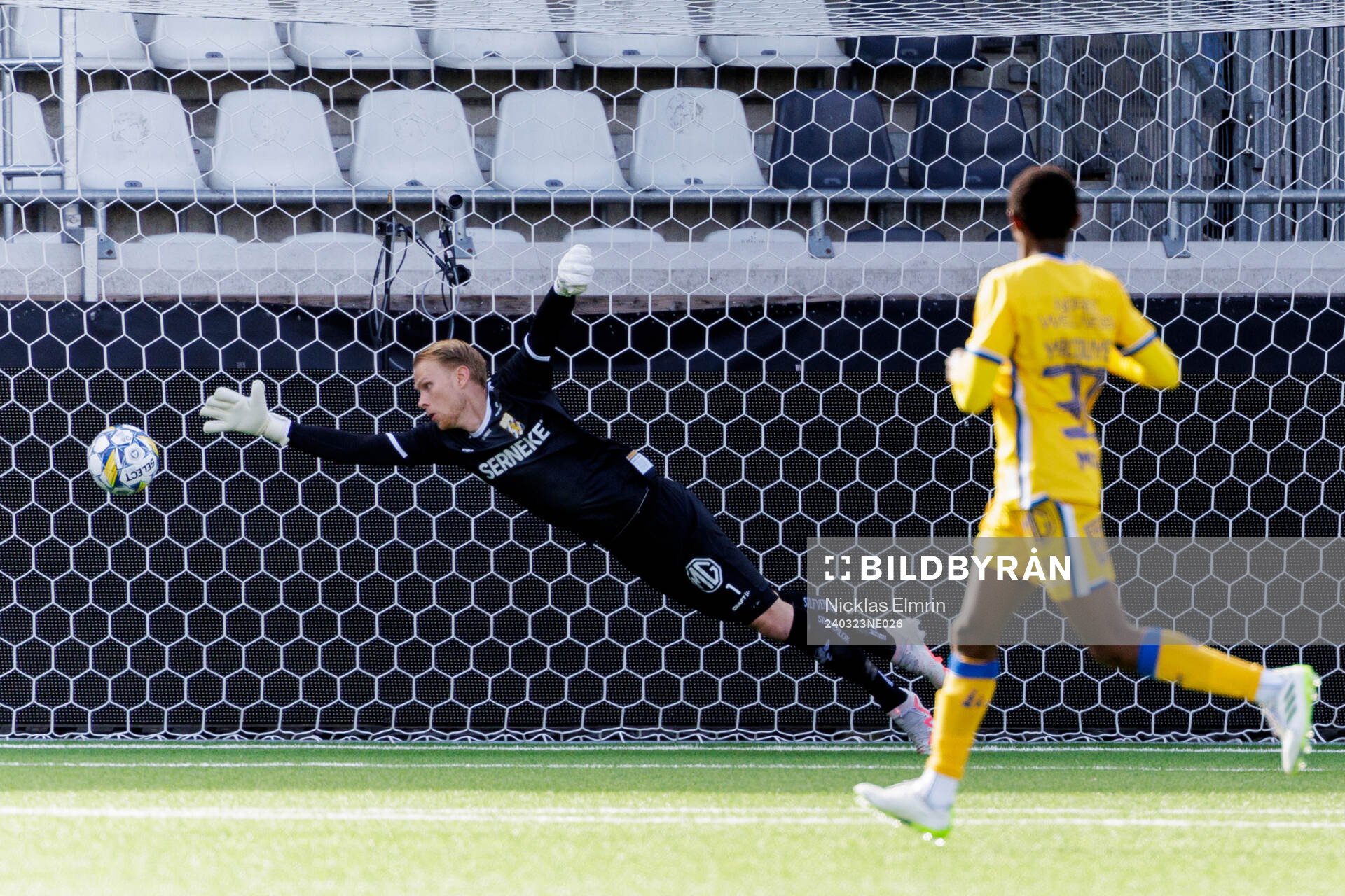 IFK Göteborgs målvakt Pontus Dahlberg släpper in 0-2