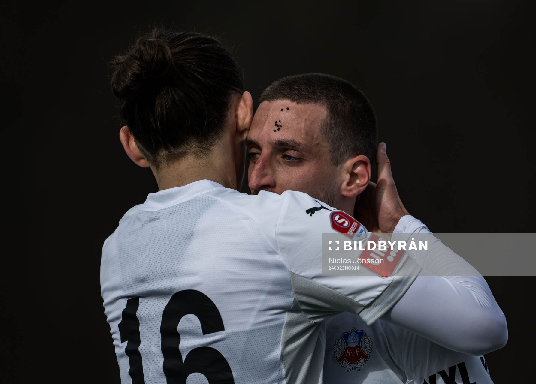Helsingborgs Arian Kabashi jublar