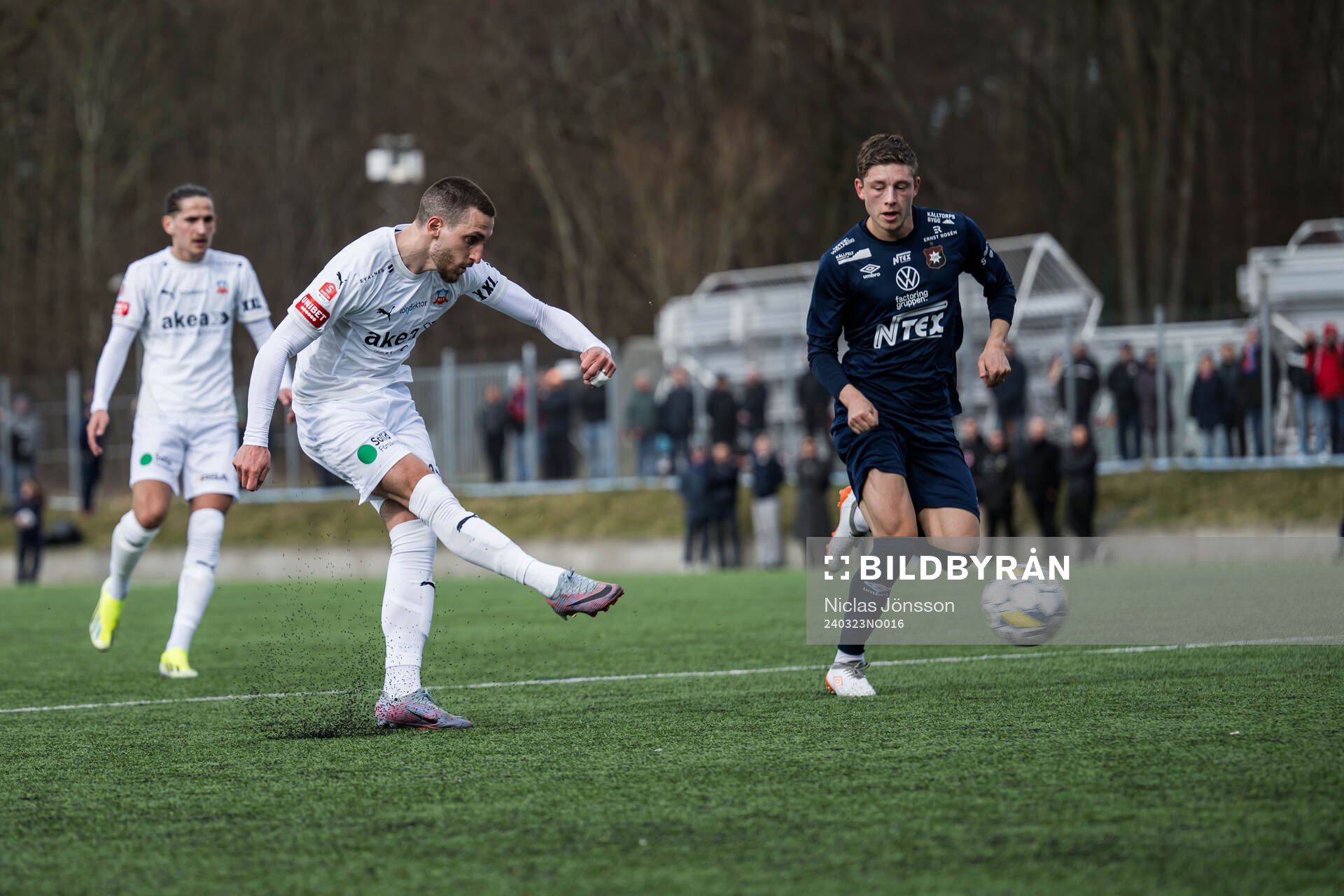 Helsingborgs Arian Kabashi gör 1-0