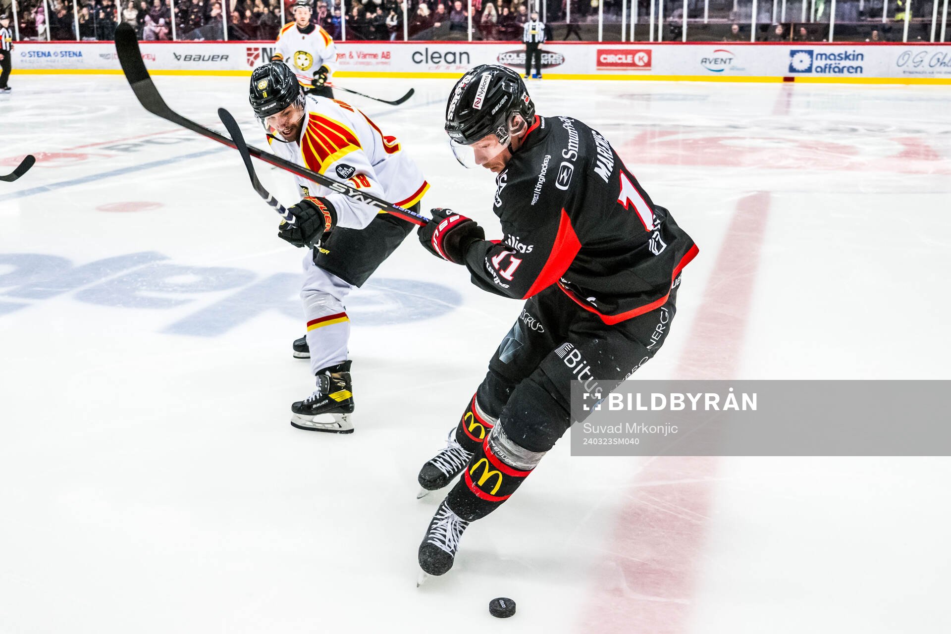 Brynäs Anton Rödin och Nybros Rihards Marenis