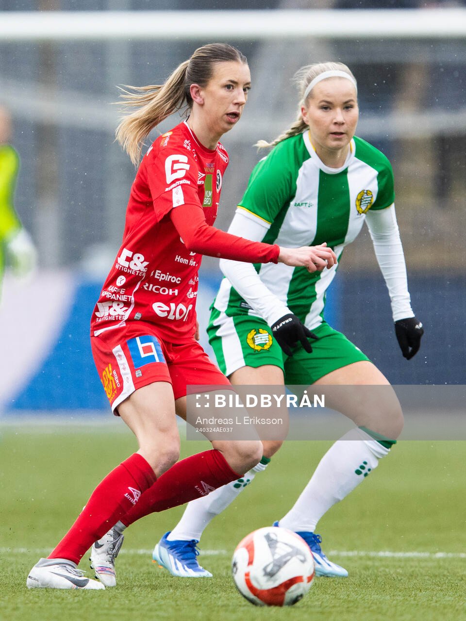 Örebros Wilma Öhman och Hammarbys Eva Nyström