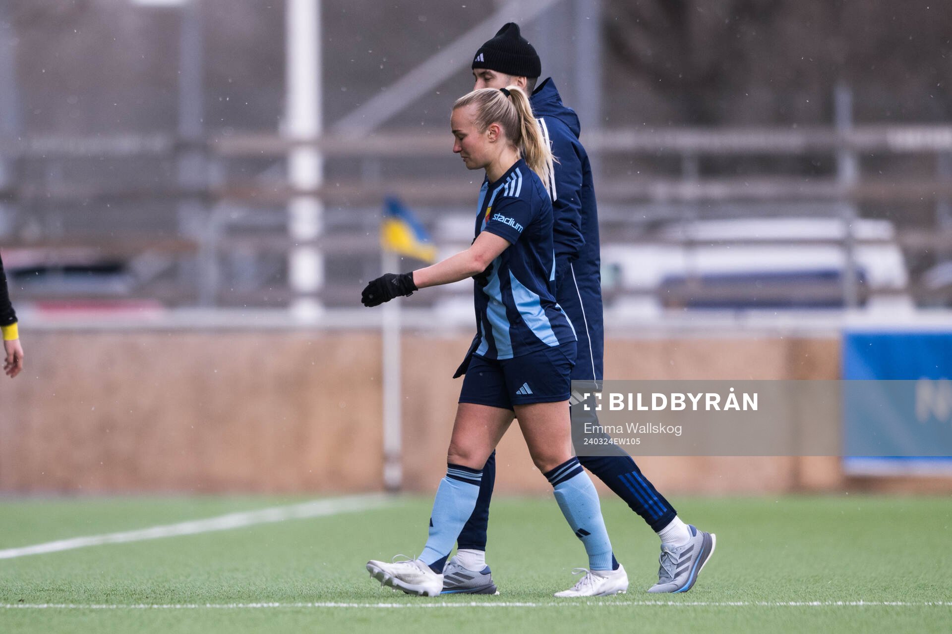Djurgårdens Tove Almqvist har ont