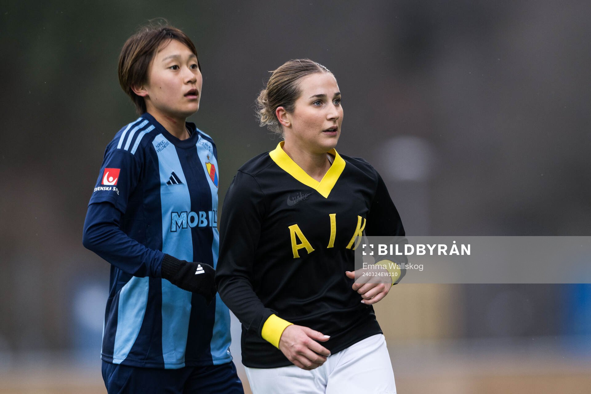 Djurgårdens Shinomi Koyama och AIKs Felicia Saving