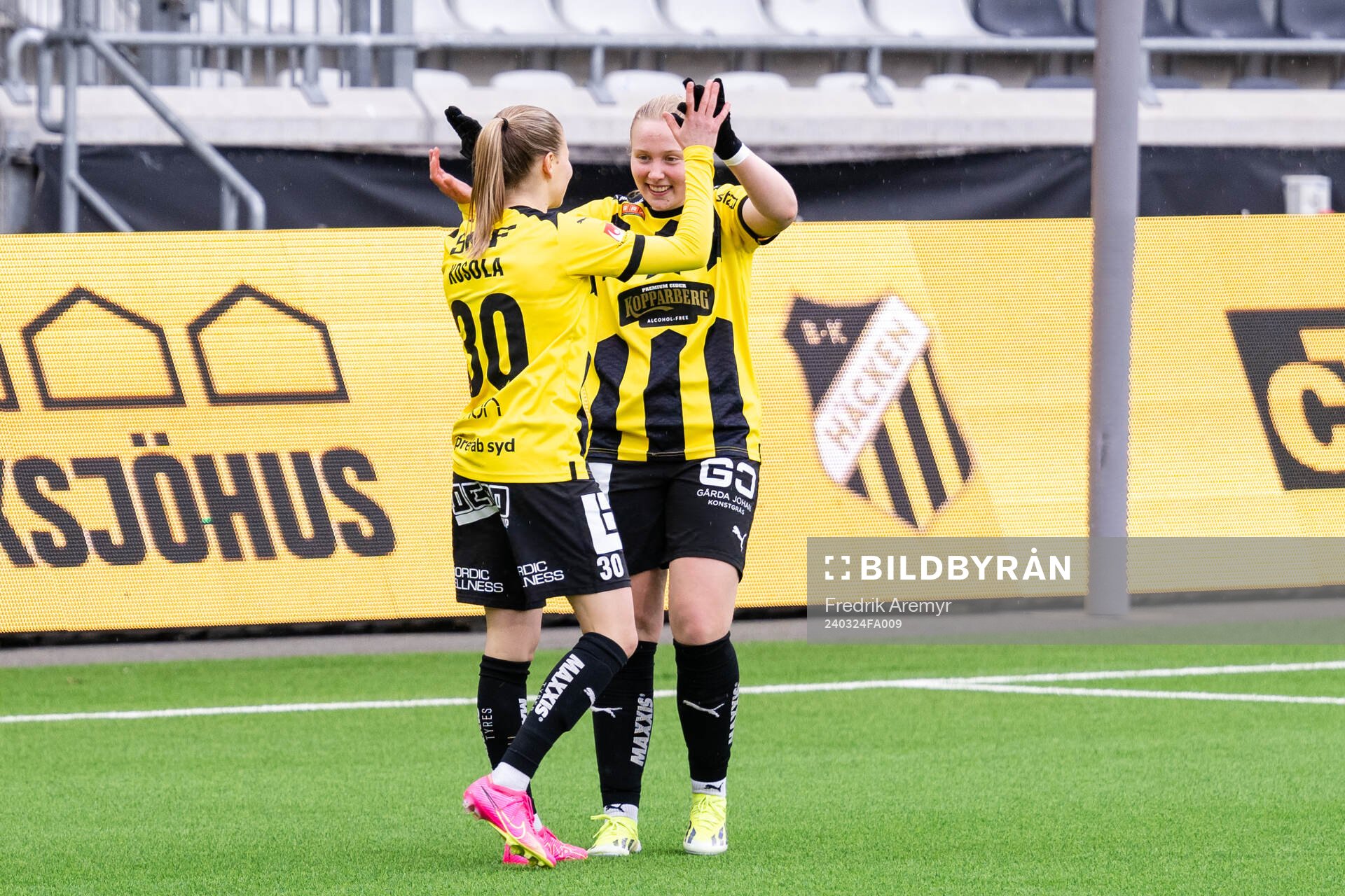 Häckens Katariina Kosola och Johanna Fossdalsá Sørensen