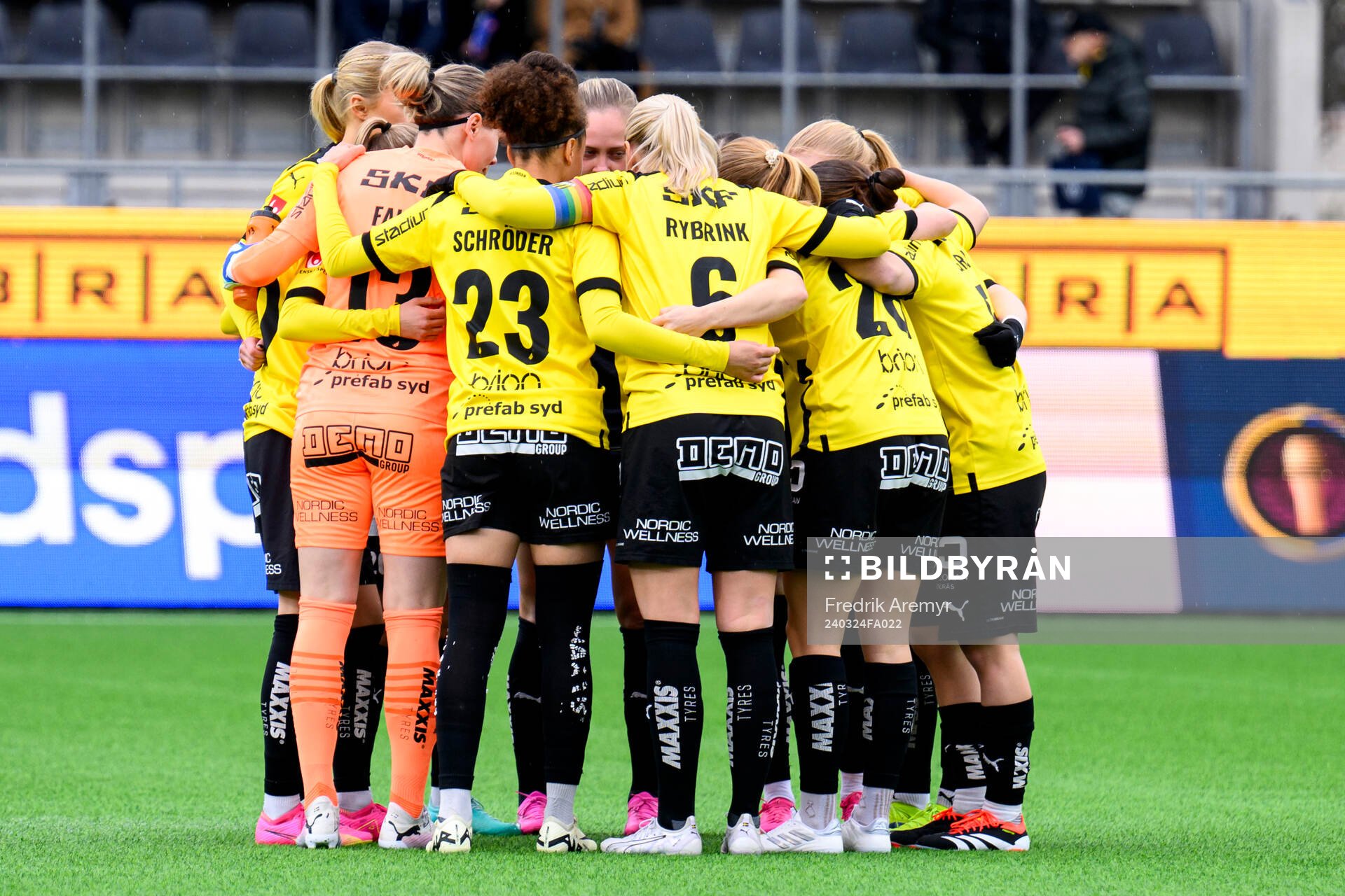 Häckens spelare samlas