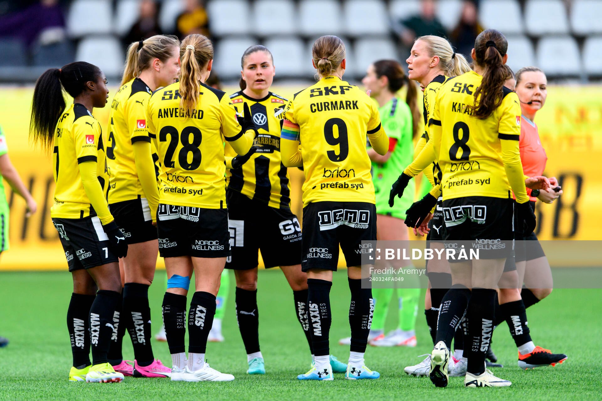 Häckens spelare samlas
