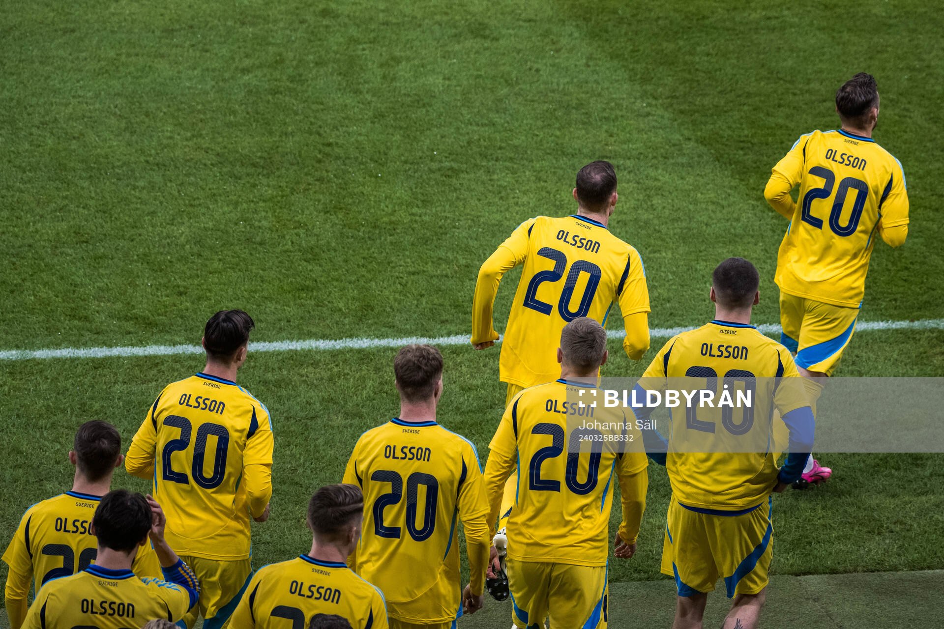 Players of Sweden wearing jersey number 20, honouring