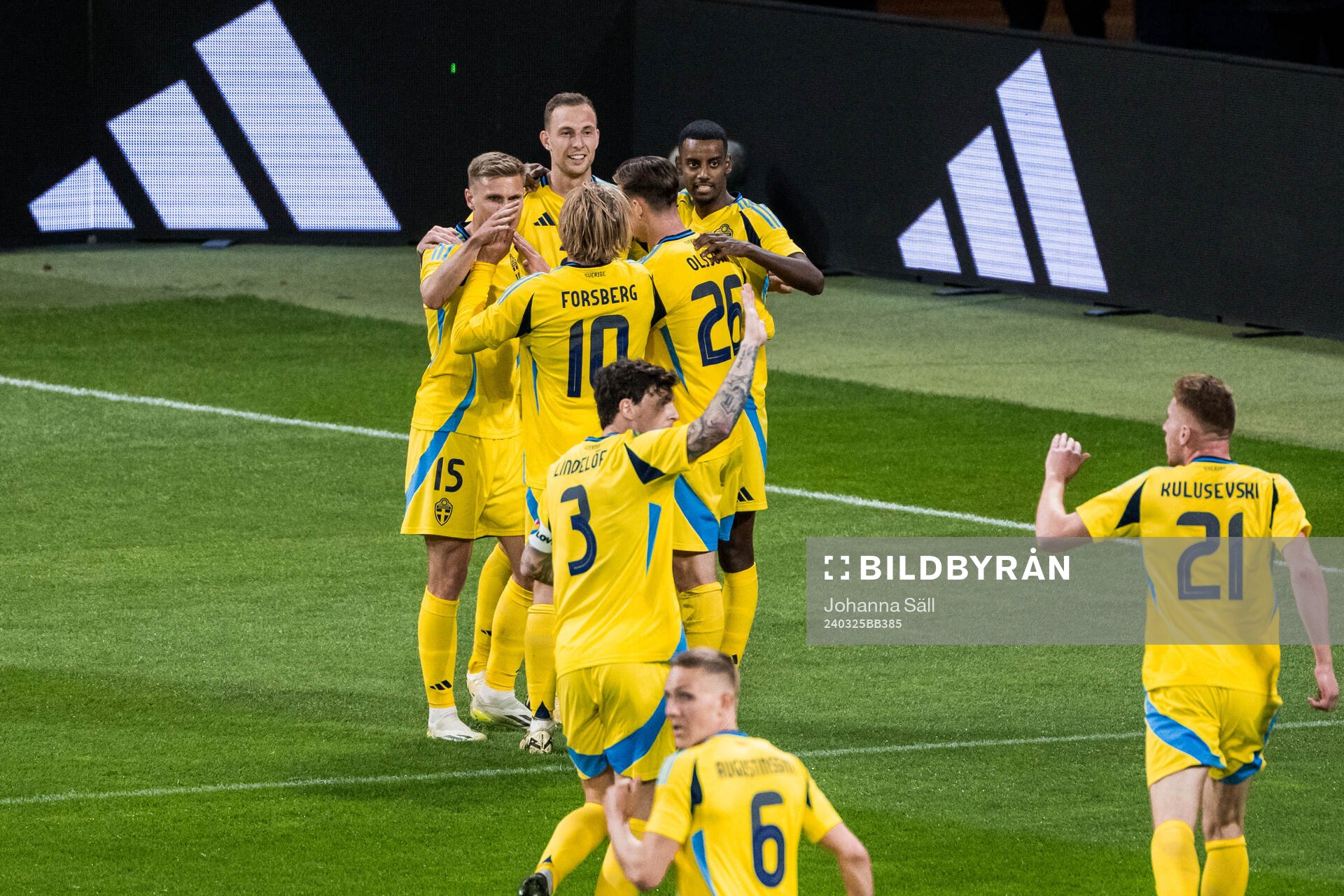 Carl Starfelt , Gustaf Nilsson, Emil Forsberg , Simon