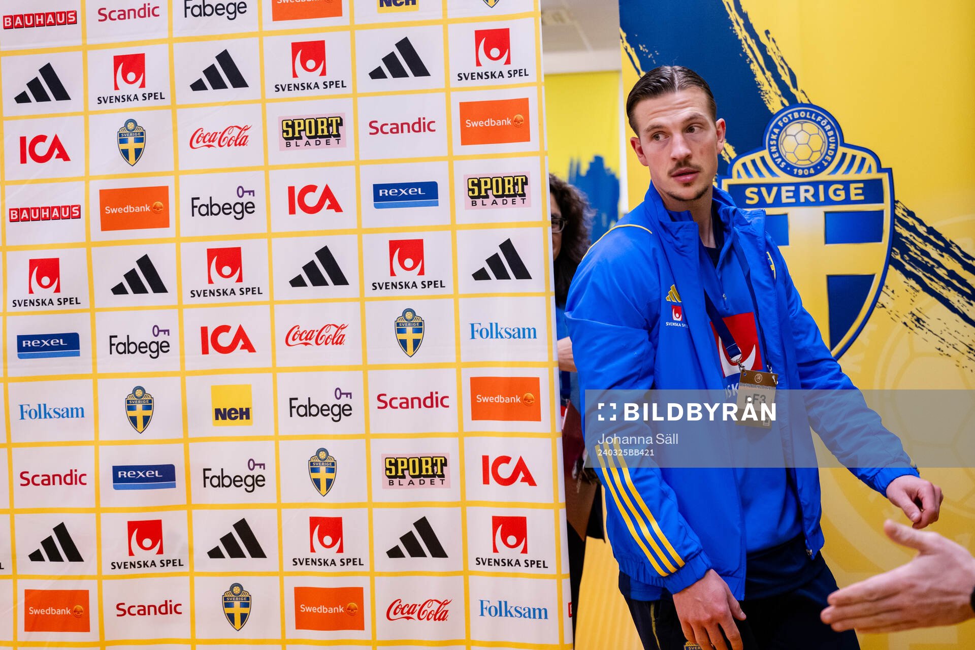 Simon Olsson of Sweden