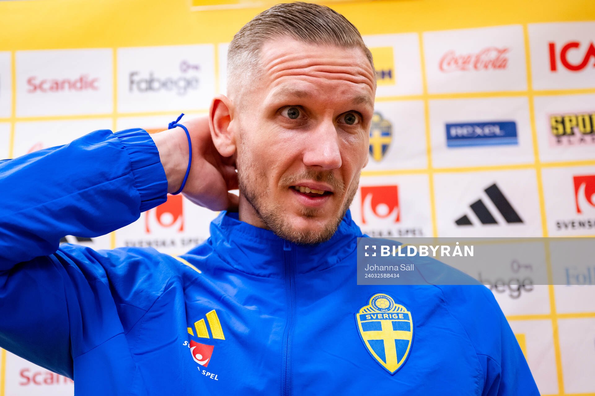 Goalkeeper Robin Olsen of Sweden