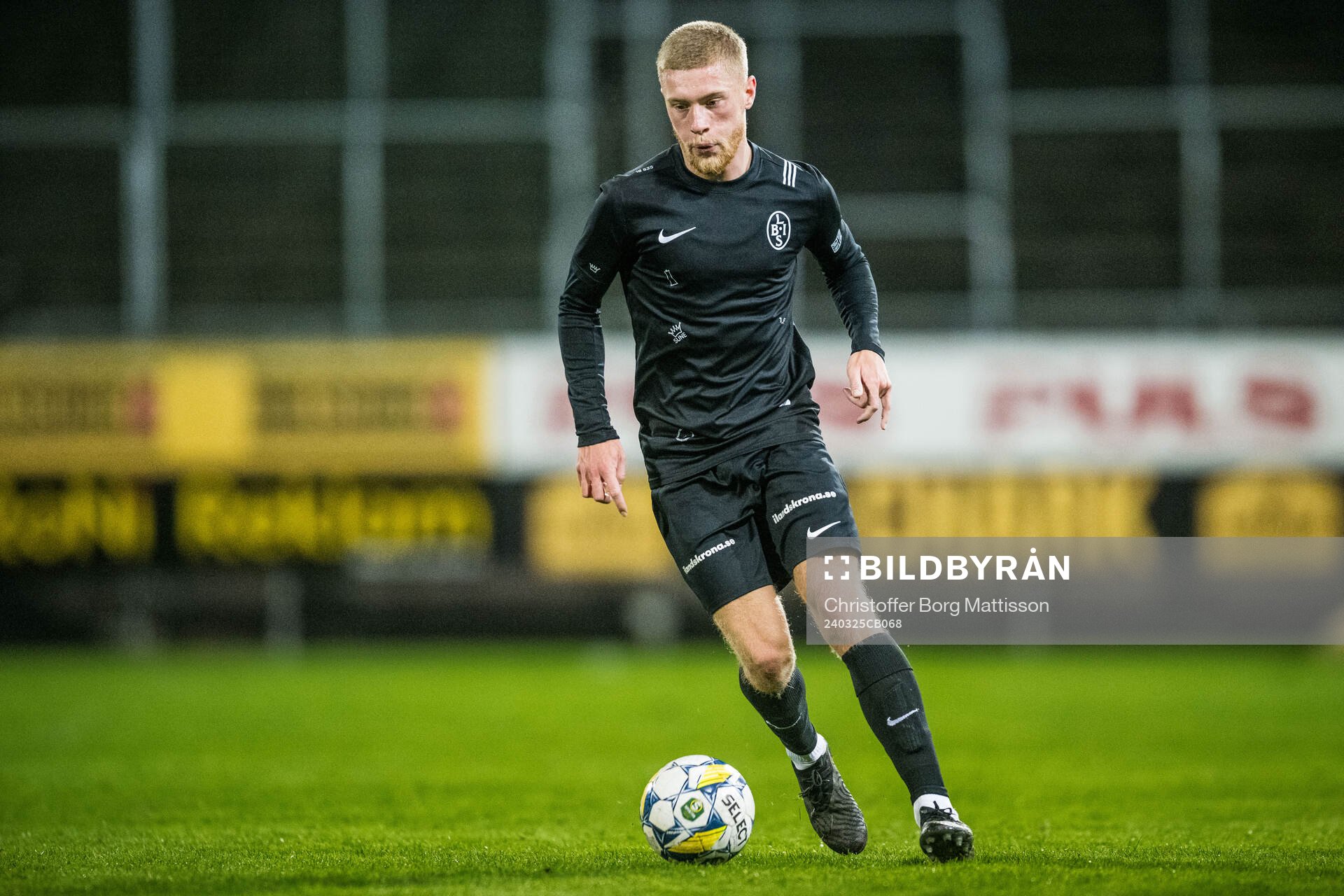Landskrona BOISs Rasmus Wendt under träningsmatchen i fotboll mellan Landskrona BOIS och Eskilsminne IF den 25 mars 2024 i Landskrona.