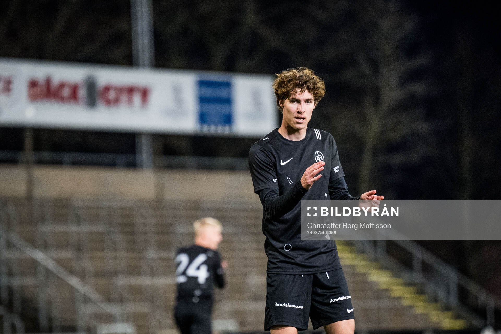 Landskrona BOISs Samuel Burakovsky under träningsmatchen i fotboll mellan Landskrona BOIS och Eskilsminne IF den 25 mars 2024 i Landskrona.