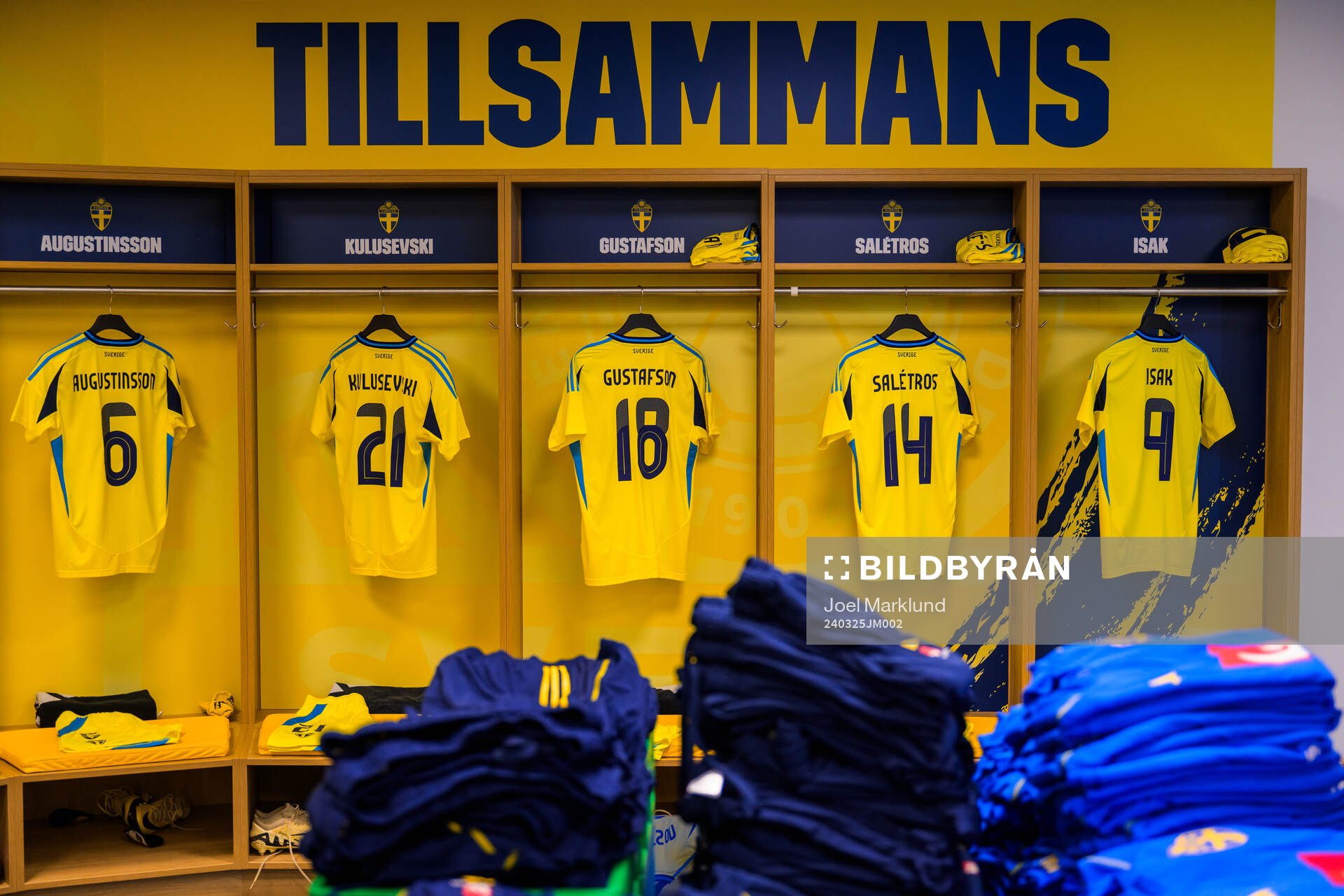 Jerseys of Ludwig Augustinsson, Dejan Kulusevski, Samuel