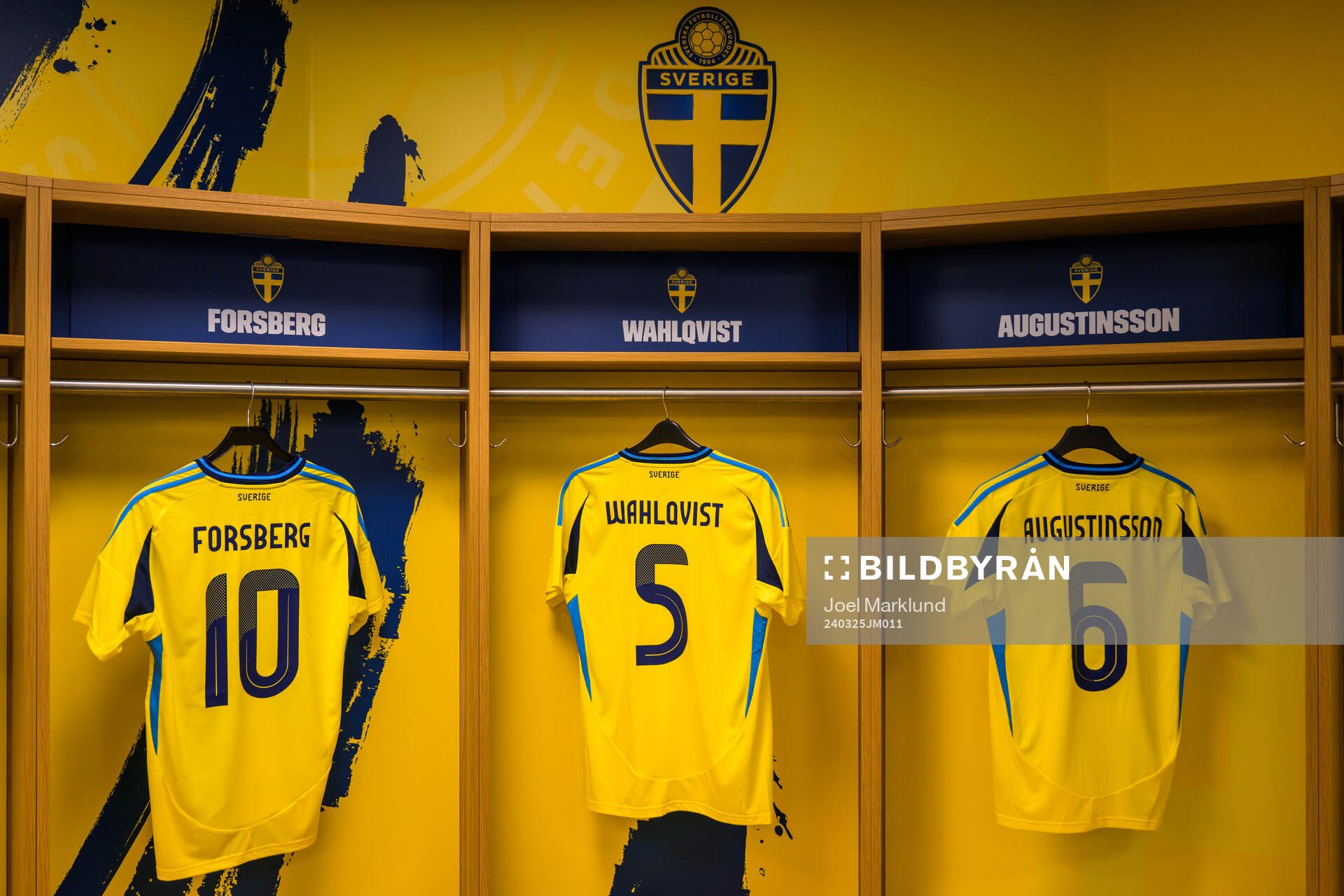 Jerseys of Emil Forsberg, Linus Wahlqvist Egnell and Ludwig