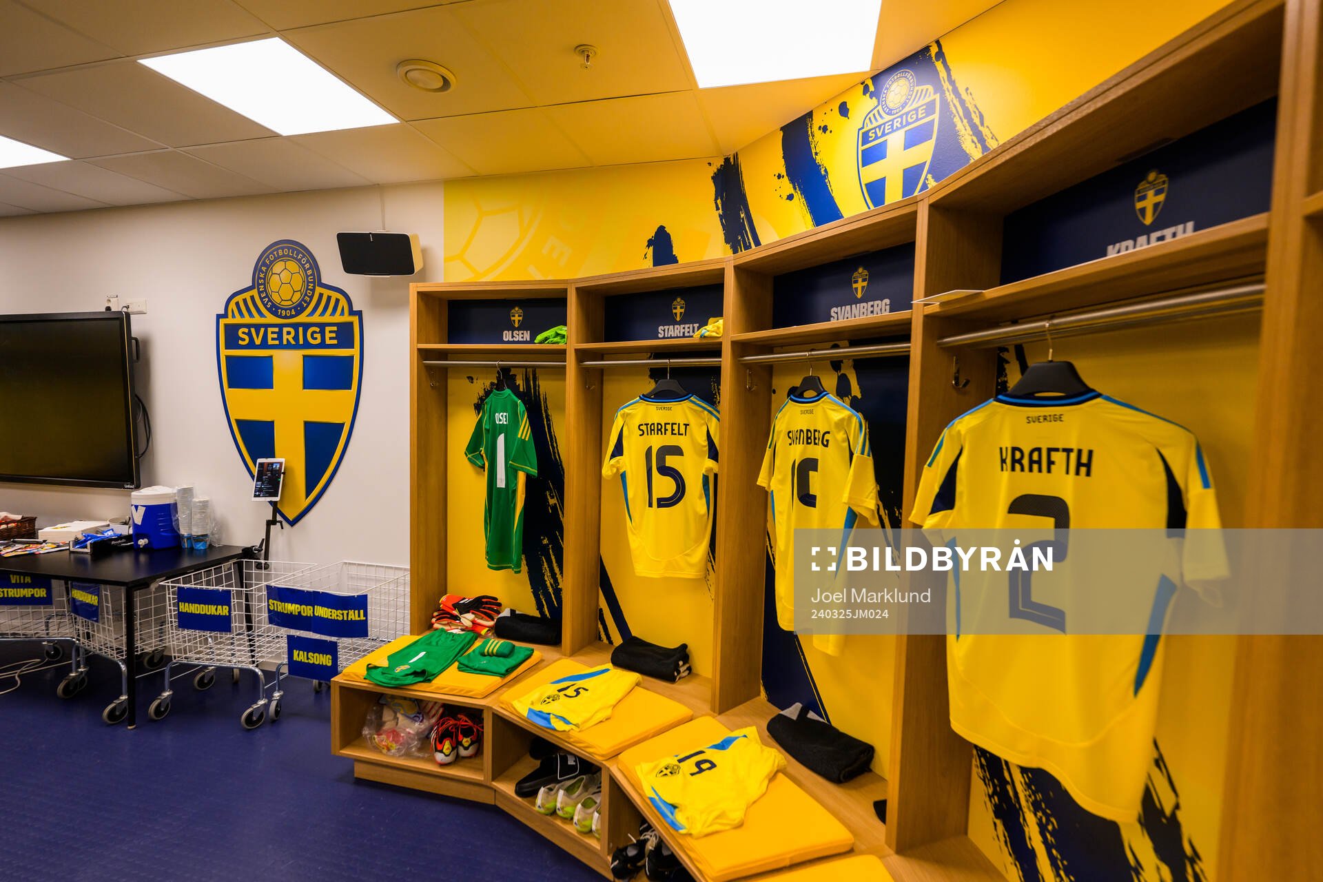 Jerseys of goalkeeper Robin Olsen, Carl Starfelt, Mattias