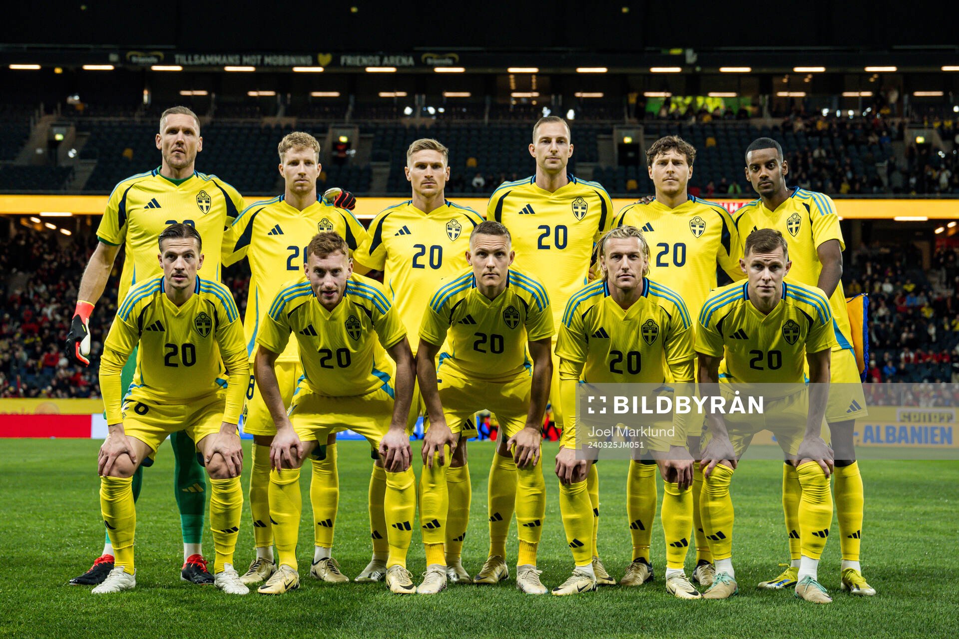 The starting eleven of Sweden pose for a team photo