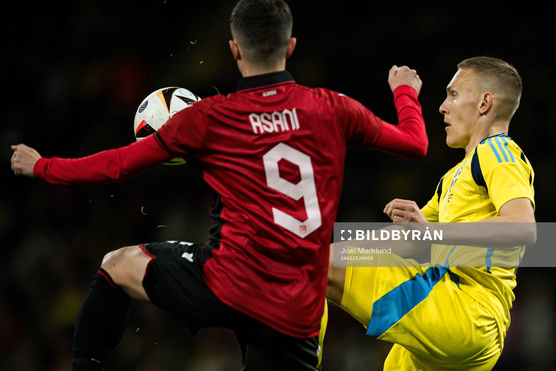 Jasir Asani of Albania and Ludwig Augustinsson of Sweden