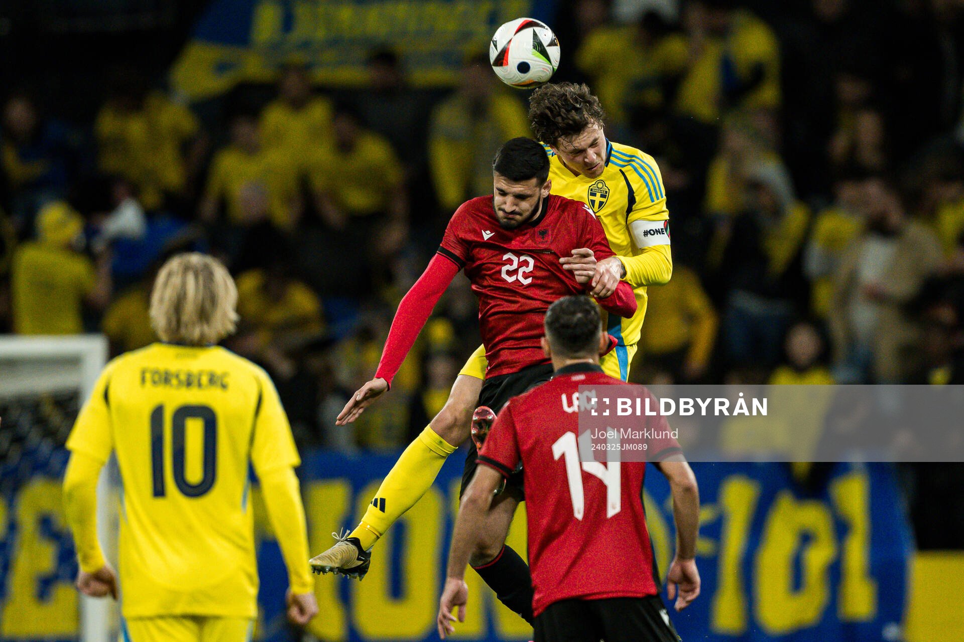 Armando Broja of Albania and Victor Nilsson Lindelöf of Sweden during the international friendly football match between Sweden and Albania on March 25, 2024 in Stockholm.