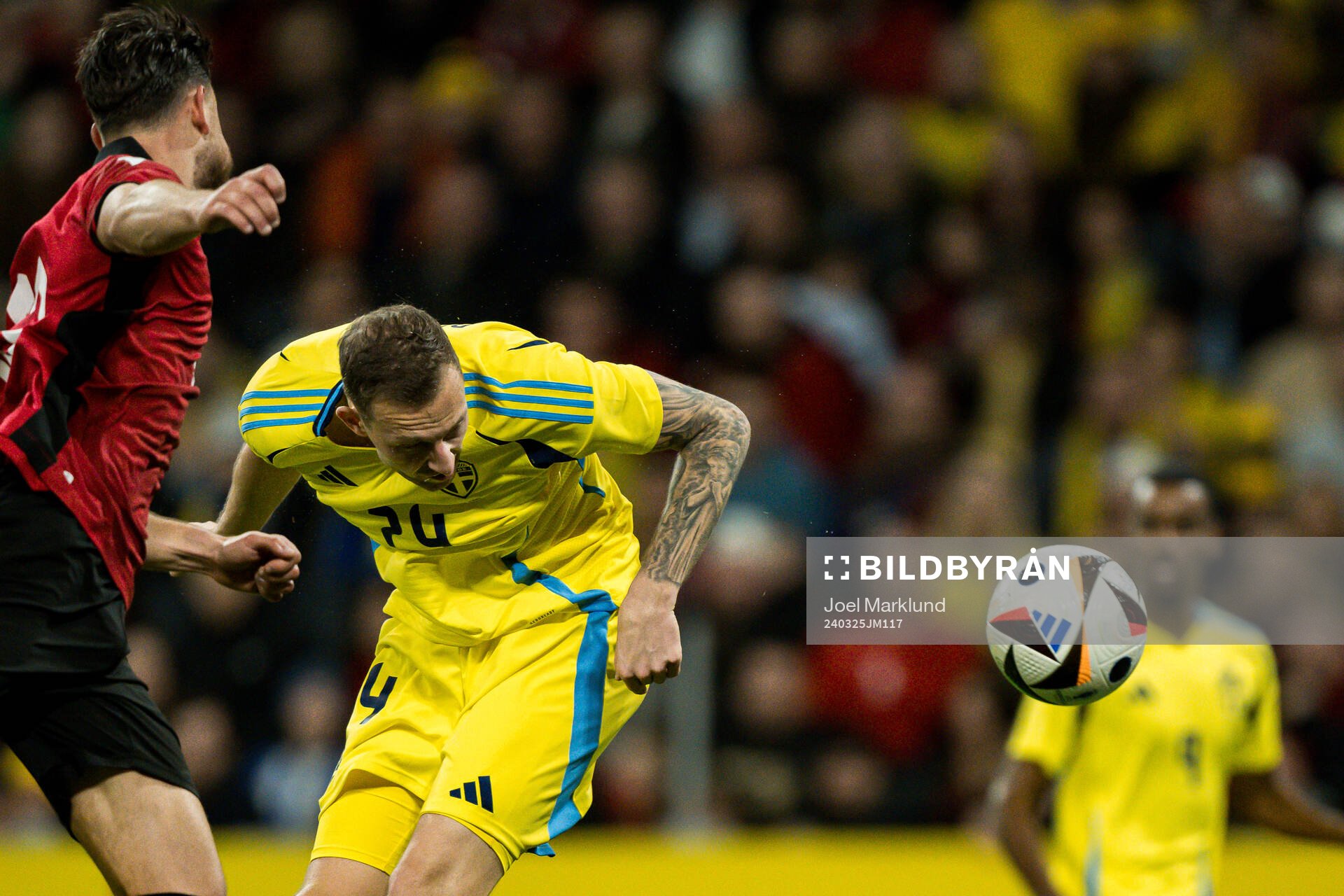 Gustaf Nilsson of Sweden scores the 1-0 goal