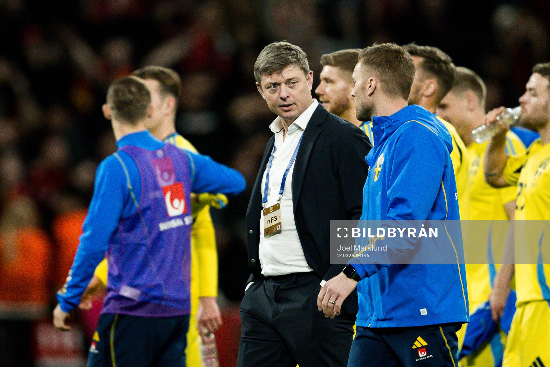 Head coach Jon Dahl Tomasson of Sweden