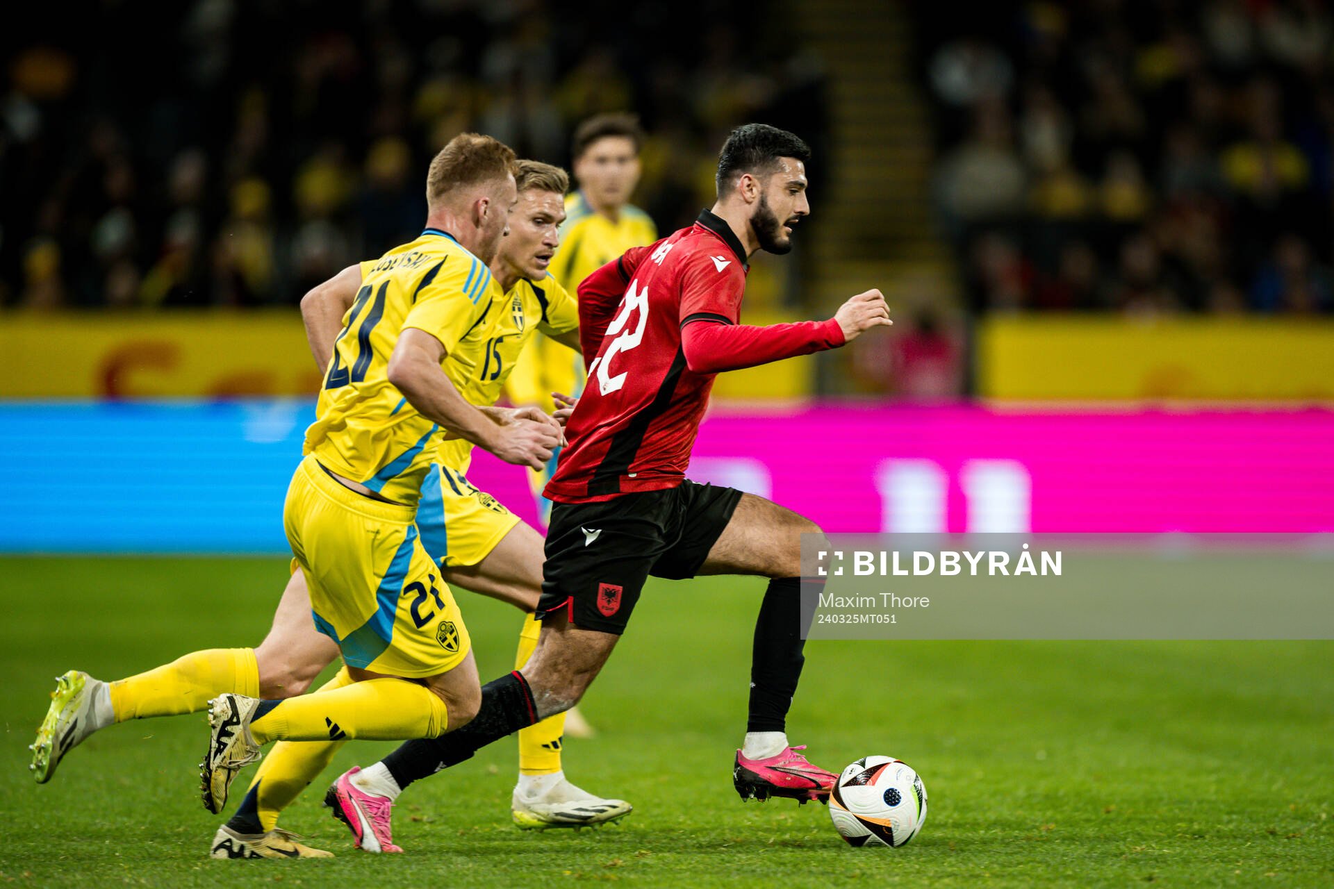 Dejan Kulusevski and Carl Starfelt of Sweden against
