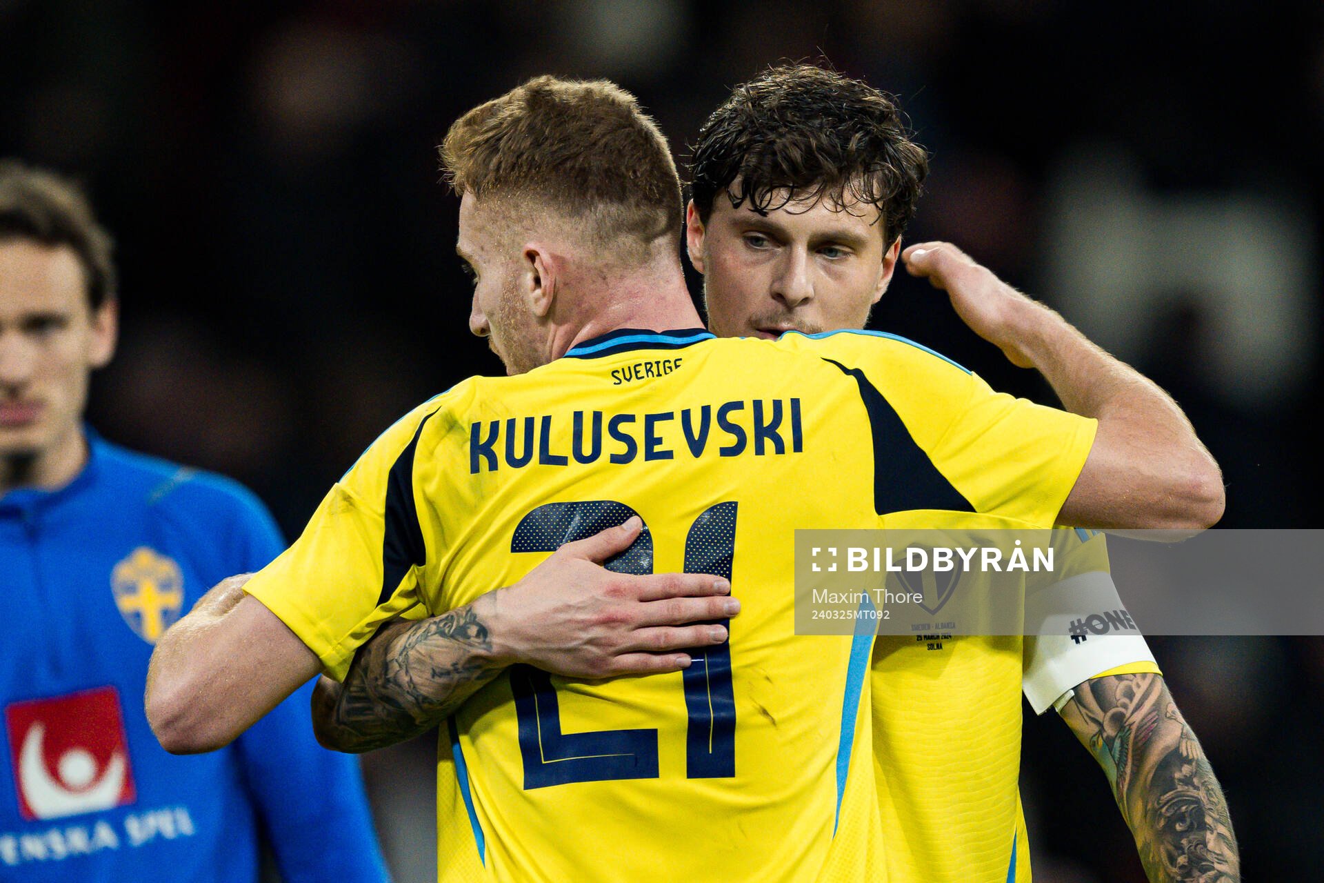 Dejan Kulusevski and Victor Nilsson Lindelöf of Sweden
