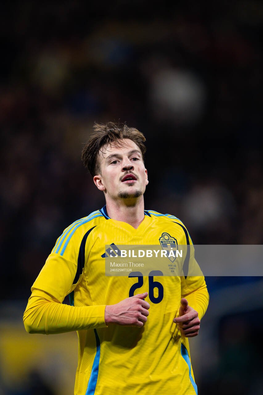 Simon Olsson of Sweden