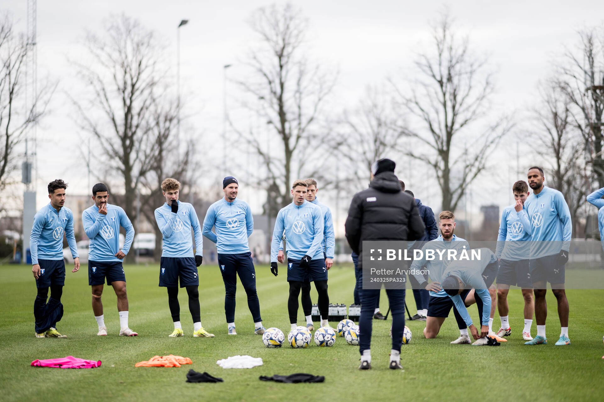 Under en fotbollsträning med Malmö FF