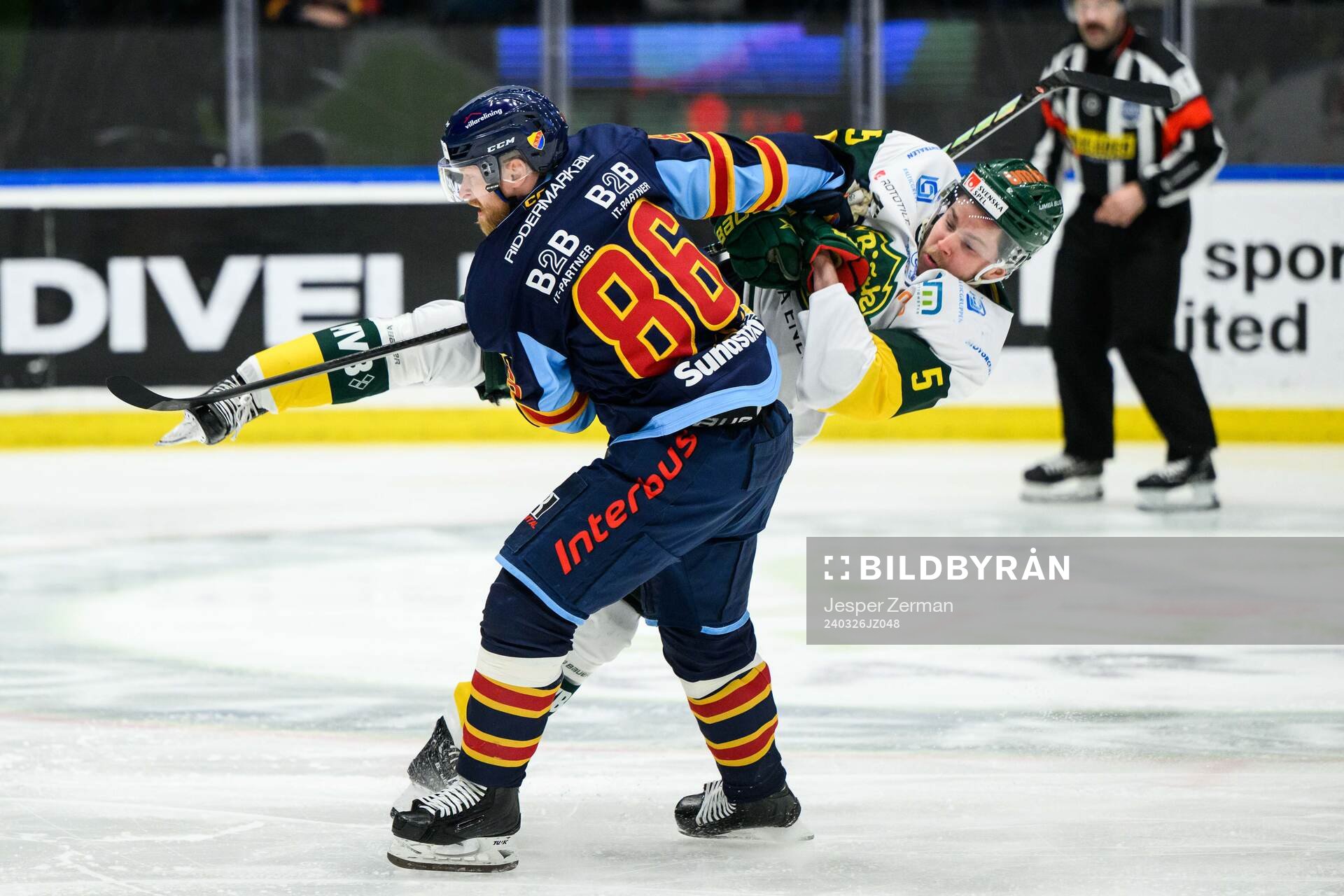Djurgårdens Linus Klasen och Björklövens Jesper Lindgren