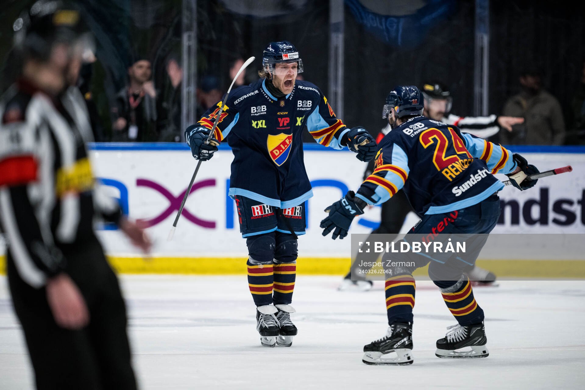 Djurgårdens Olle Liss jublar