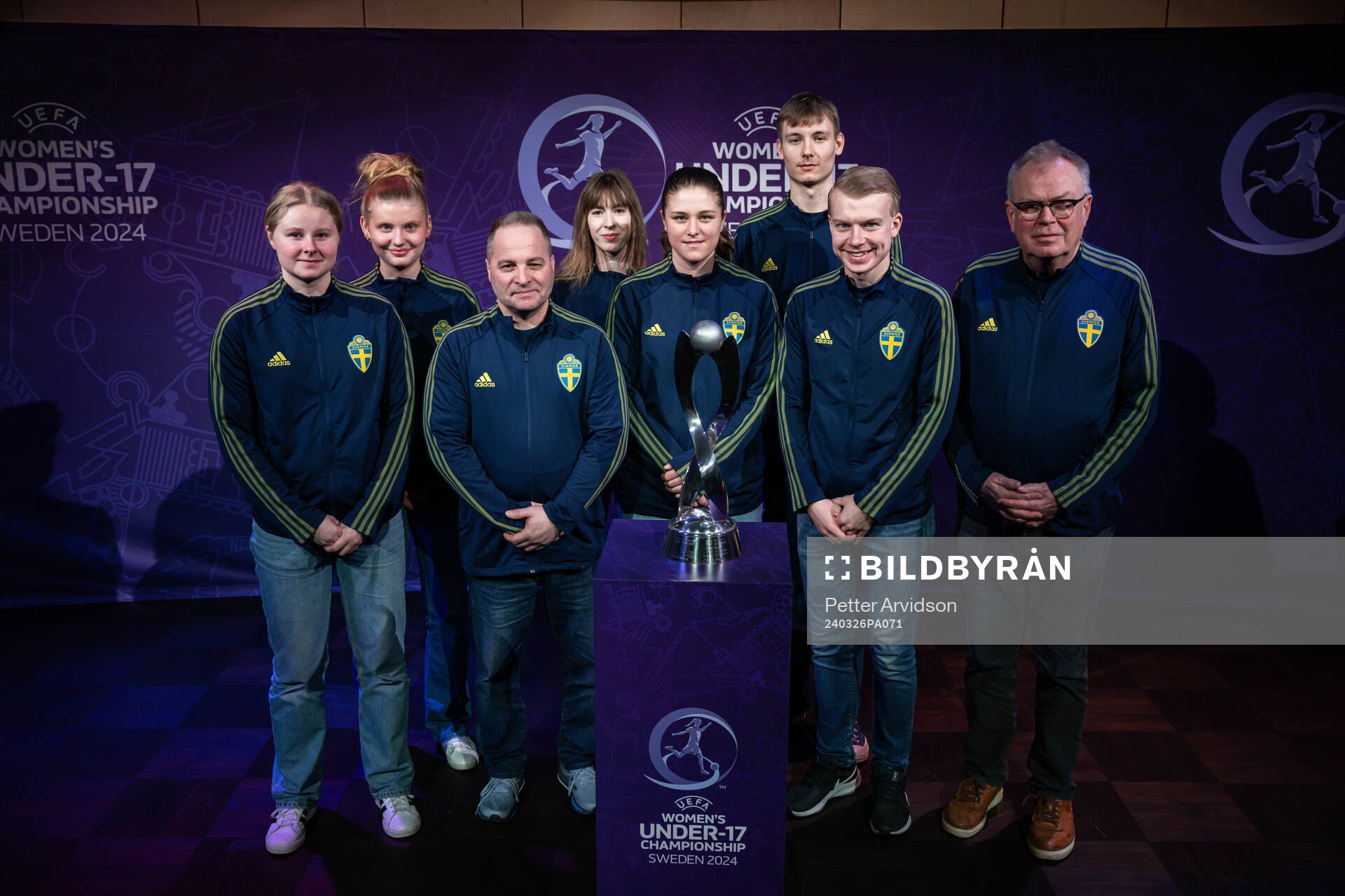 Hosts of team Sweden poses for a picture