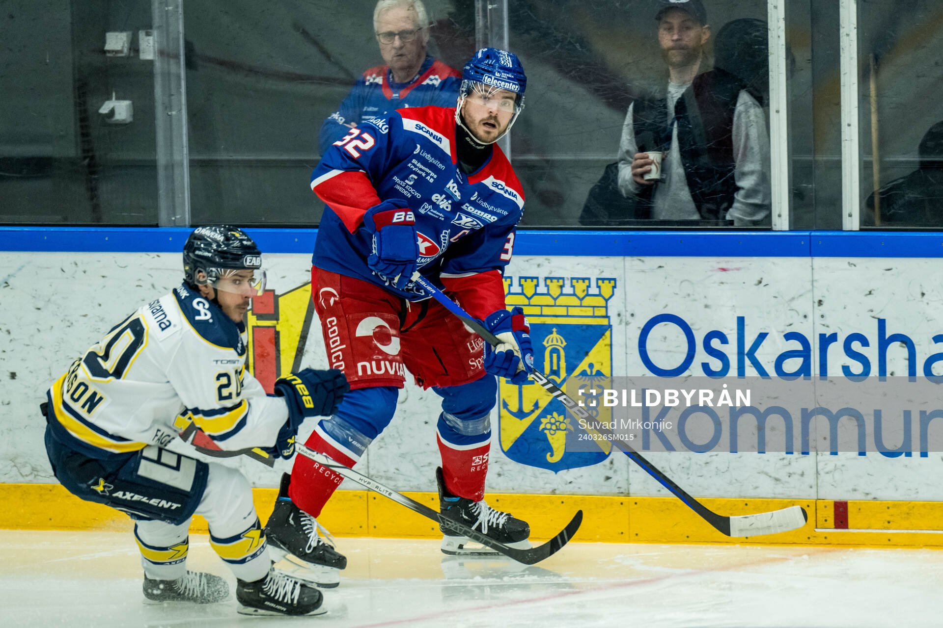 HV71s Andre Petersson och Oskarshamns Oscar Engsund