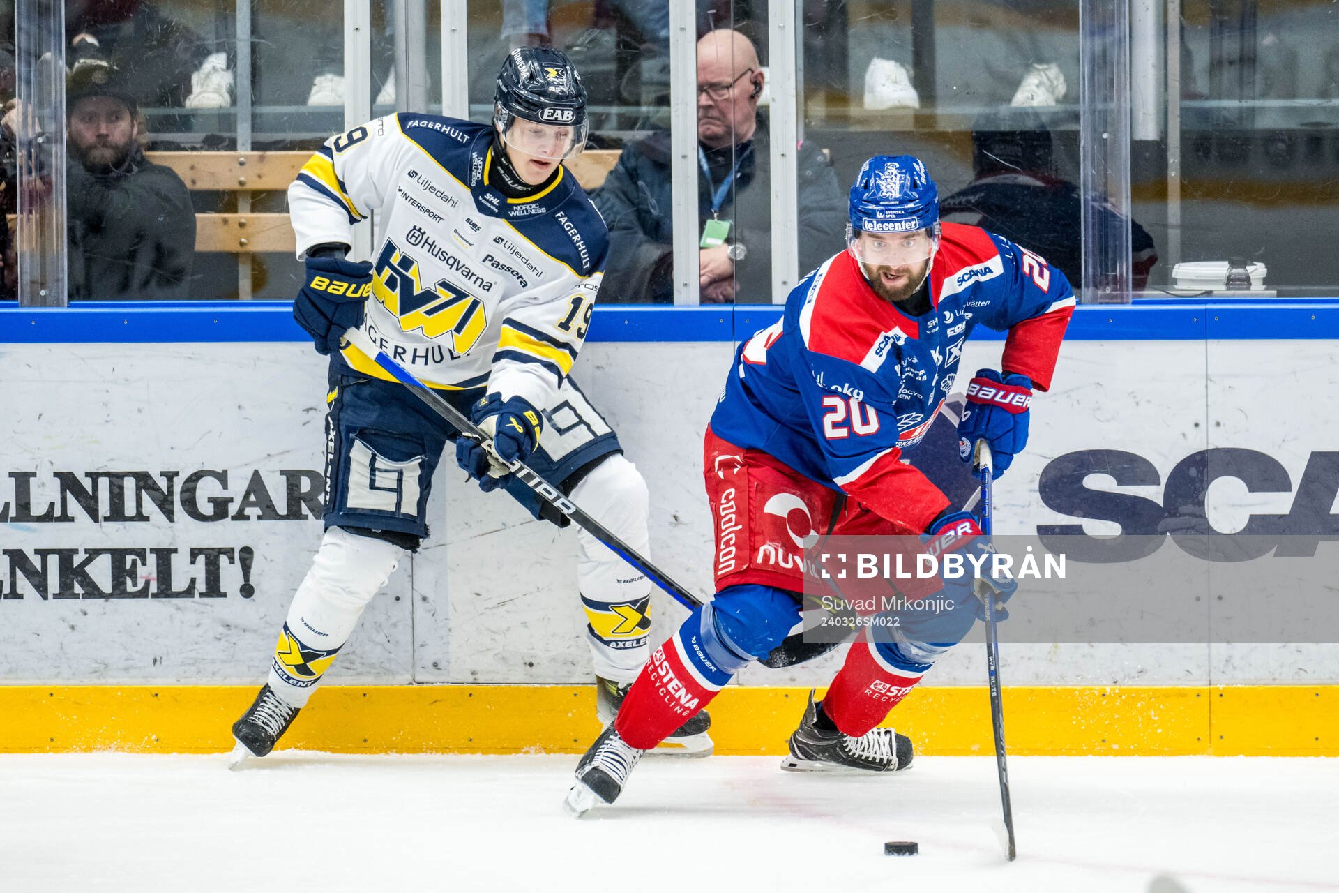 HV71s Henrik Borgström och Oskarshamns Hynek Zohorna