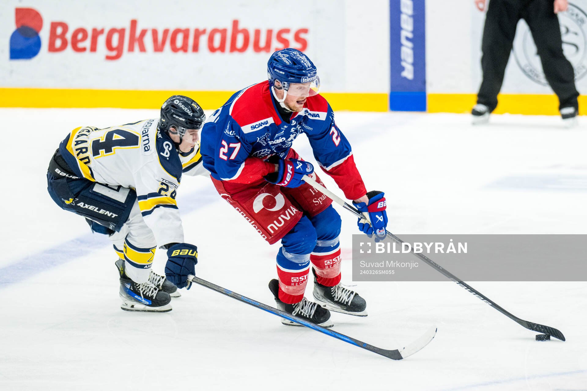 HV71s Oscar Fisker Molgaard och Oskarshamns Austin Wagner