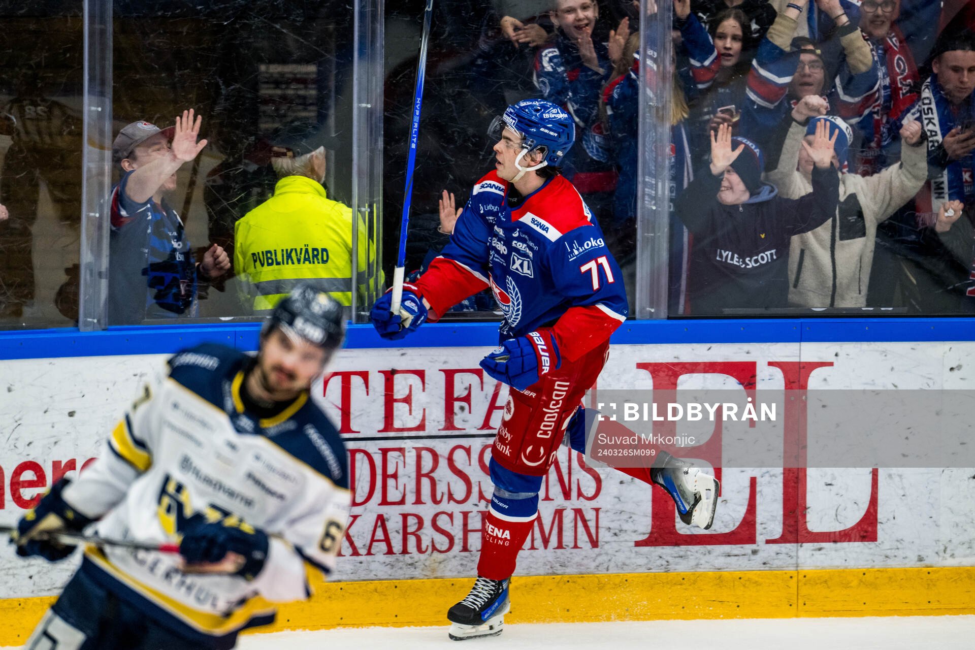 Oskarshamns Viktor Lodin jublar