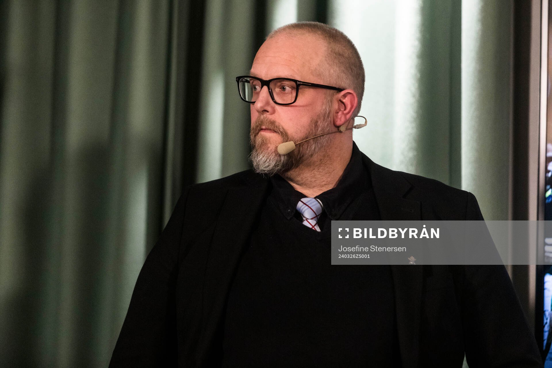 Mats Ihlbom, åklagare deltar i en debatt anordnad utav