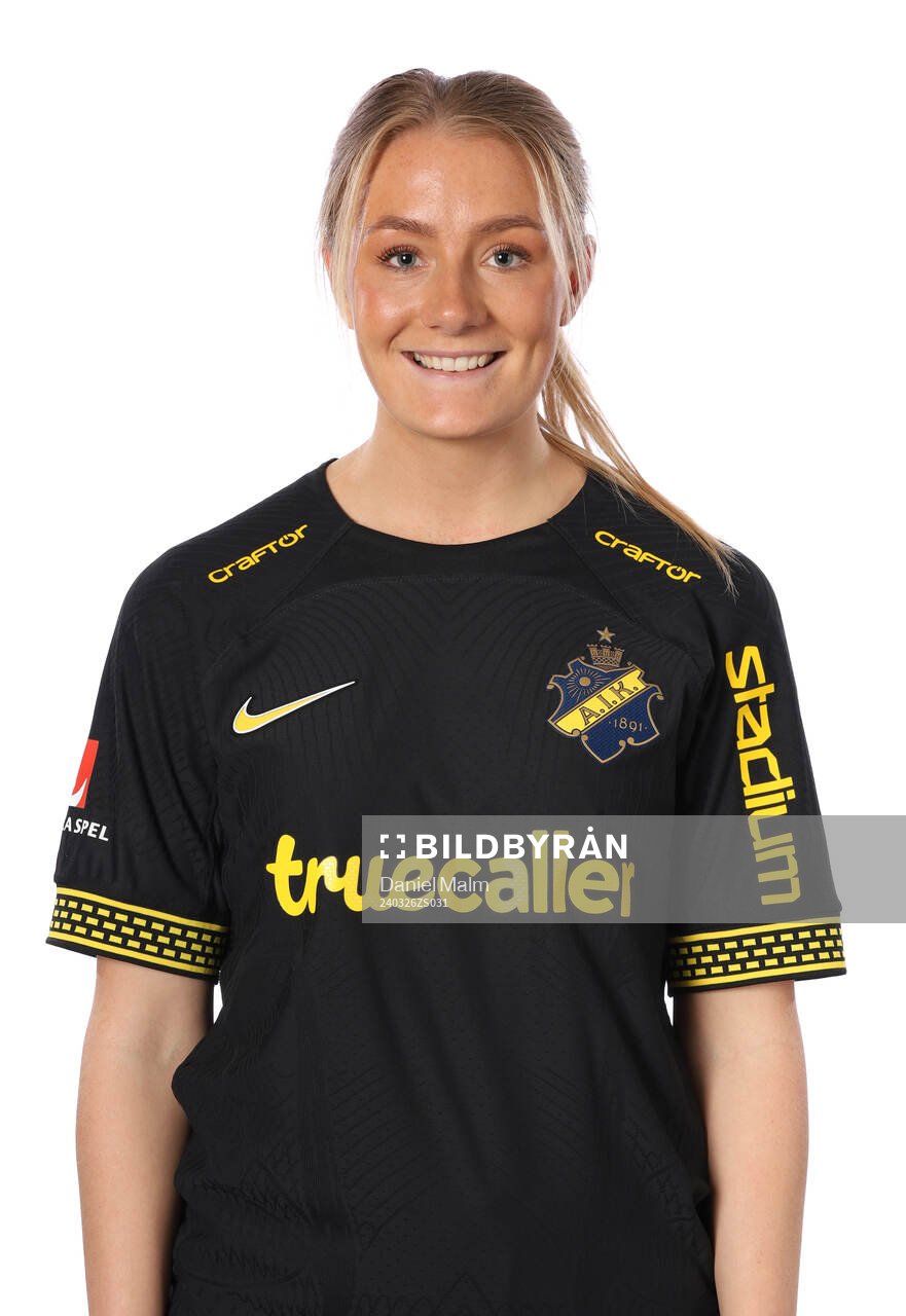 s Ellen Schampi