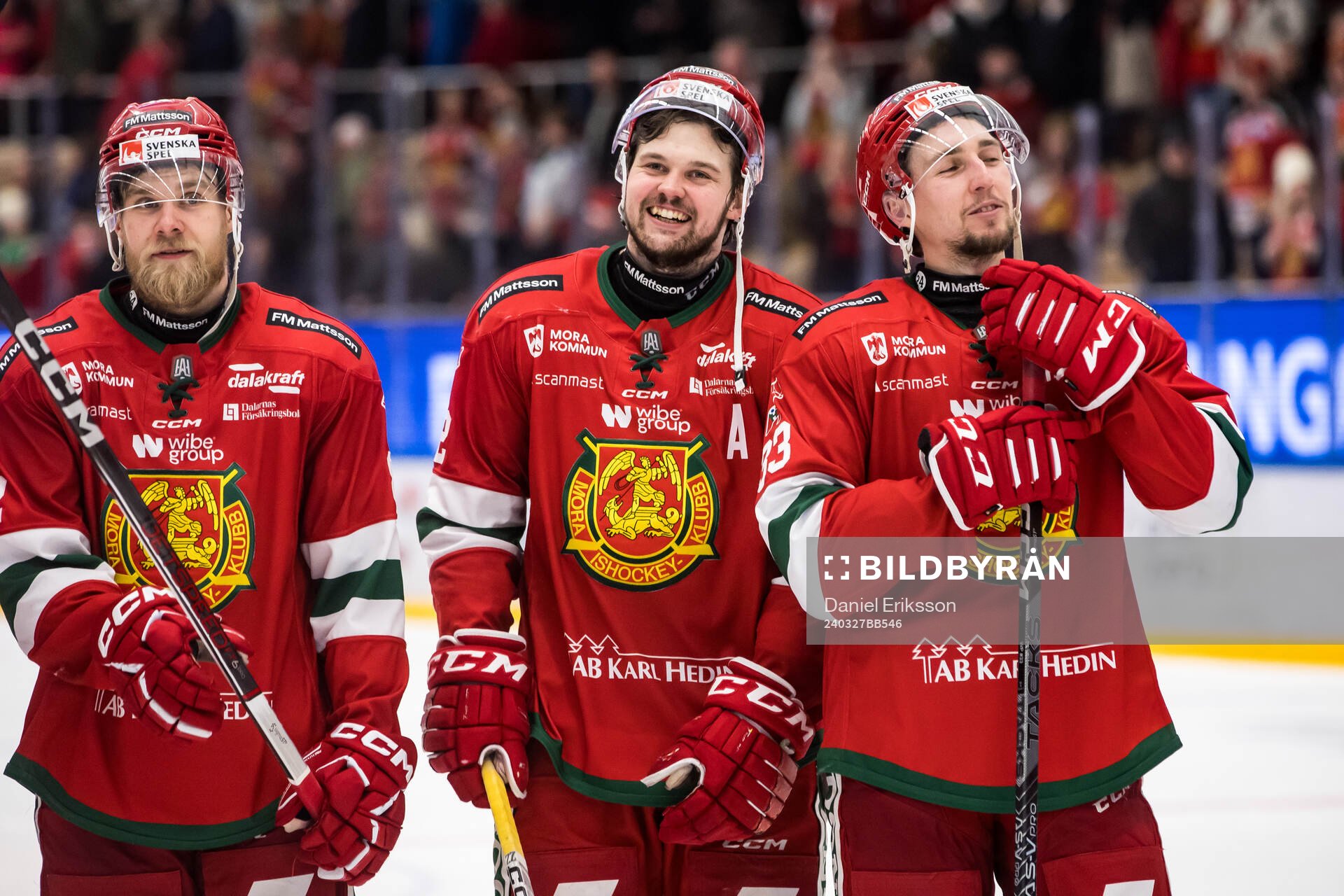 Moras Måns Carlsson jublar