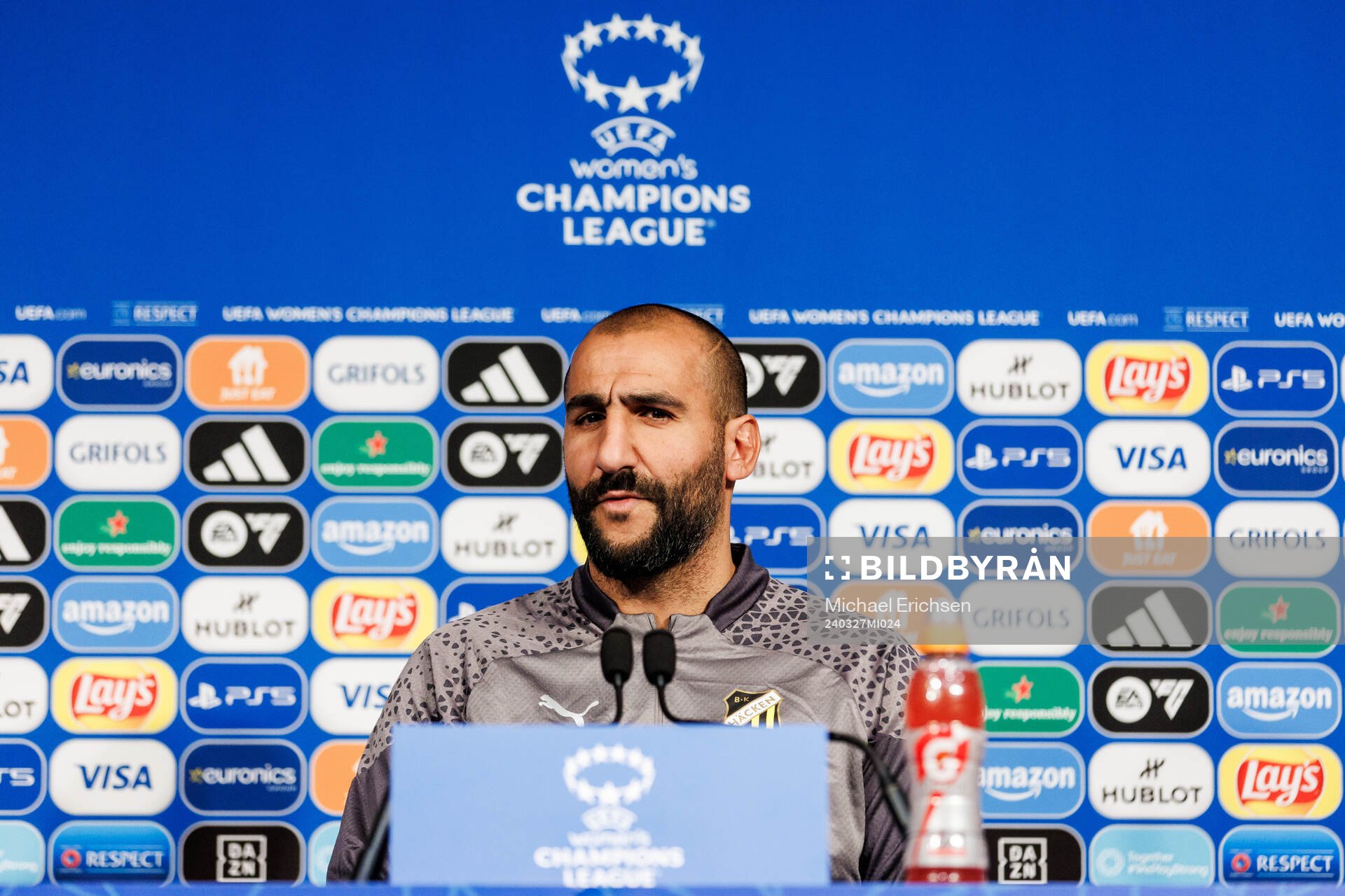Head coach Mak Lind of Häcken at a press conference