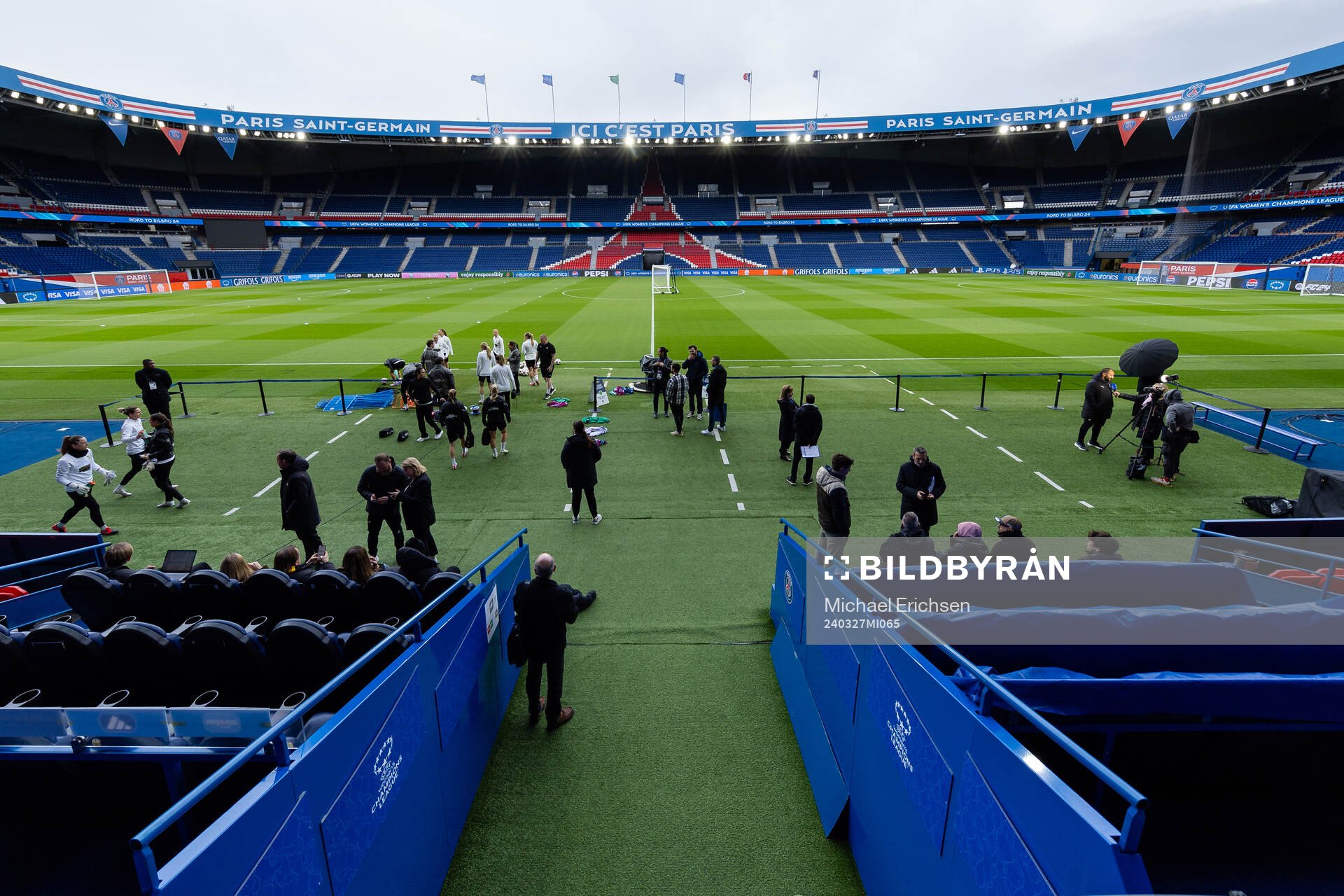 Generel view of arena Parc des Princes during a training session with Häcken on March 27, 2024 in Paris.